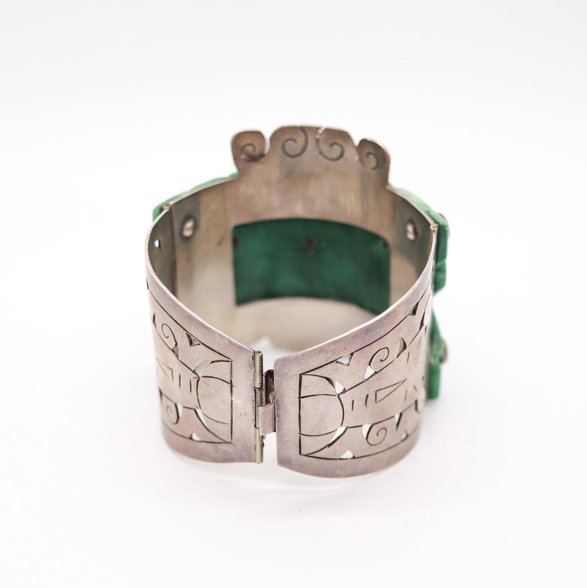 Uncut MEXICO 1940 Taxco Artisan Hinge Bracelet In .925 Sterling Silver & Carved Jade For Sale