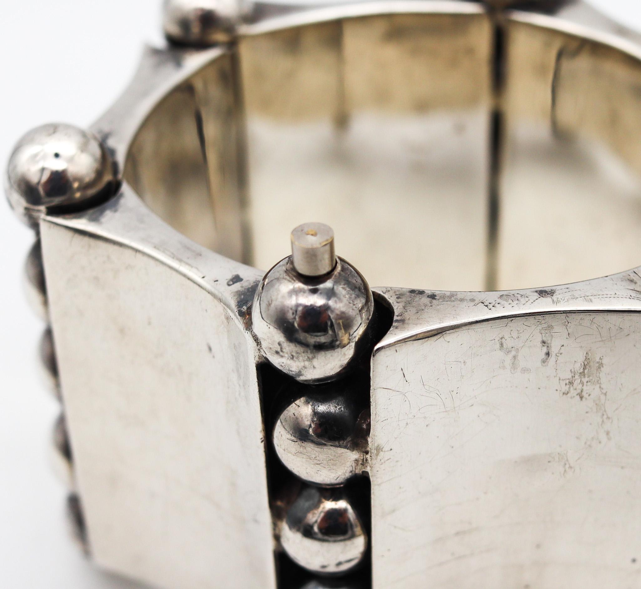 Modernist Mexico 1950 Taxco Geometric Statement Bracelet In .925 Sterling Silver For Sale