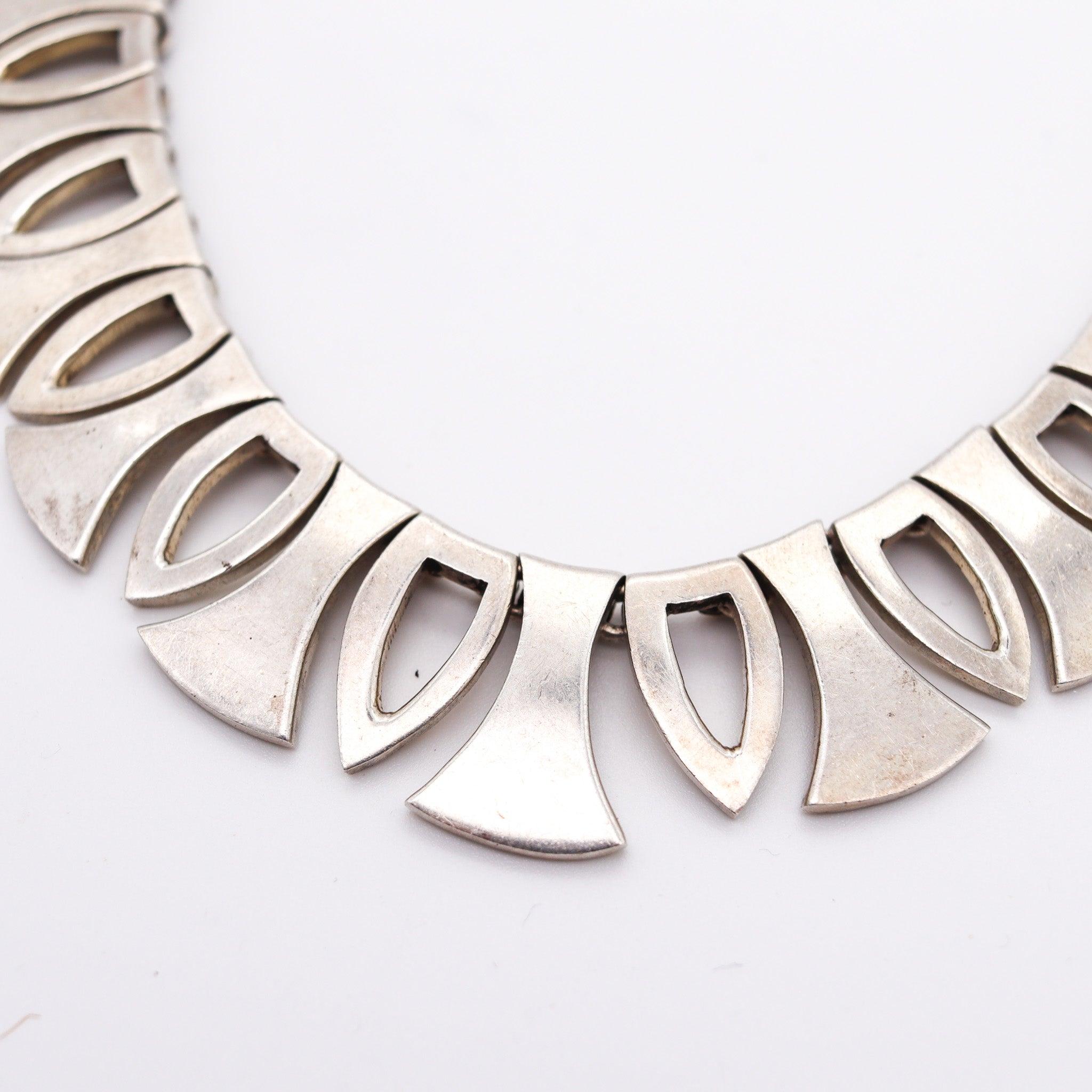Women's MEXICO 1970 Modernist Geometric Necklace In Solid .925 Sterling Silver