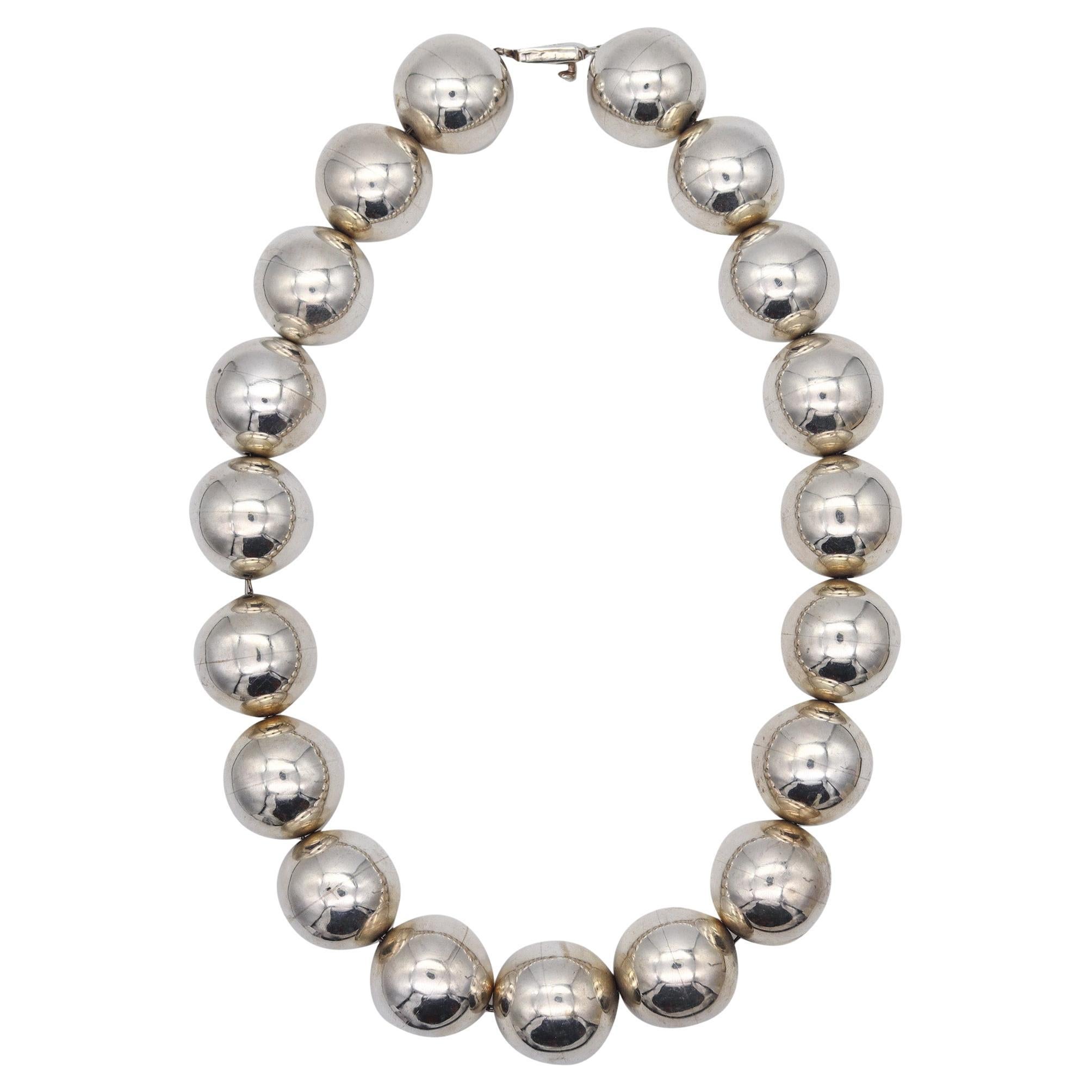 Mexico 1970 Modernist Spherical Balls Necklace in Solid .925 Sterling Silver For Sale