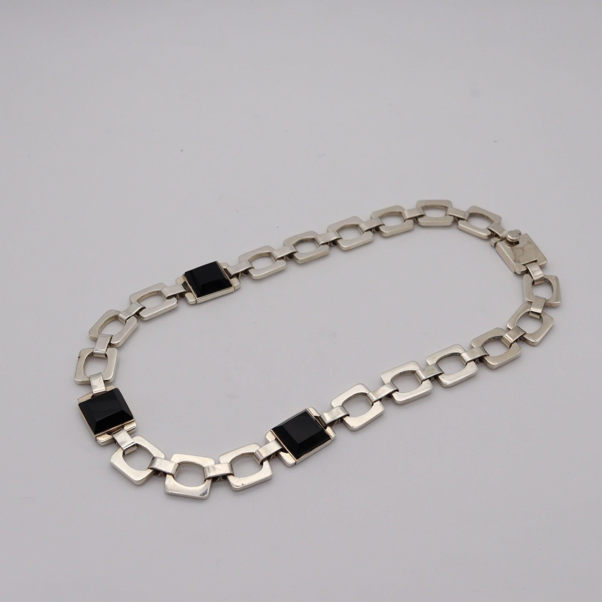 MEXICO 1970 Taxco Modernist Geometric Necklace In .925 Sterling Silver & Onyx Damen im Angebot