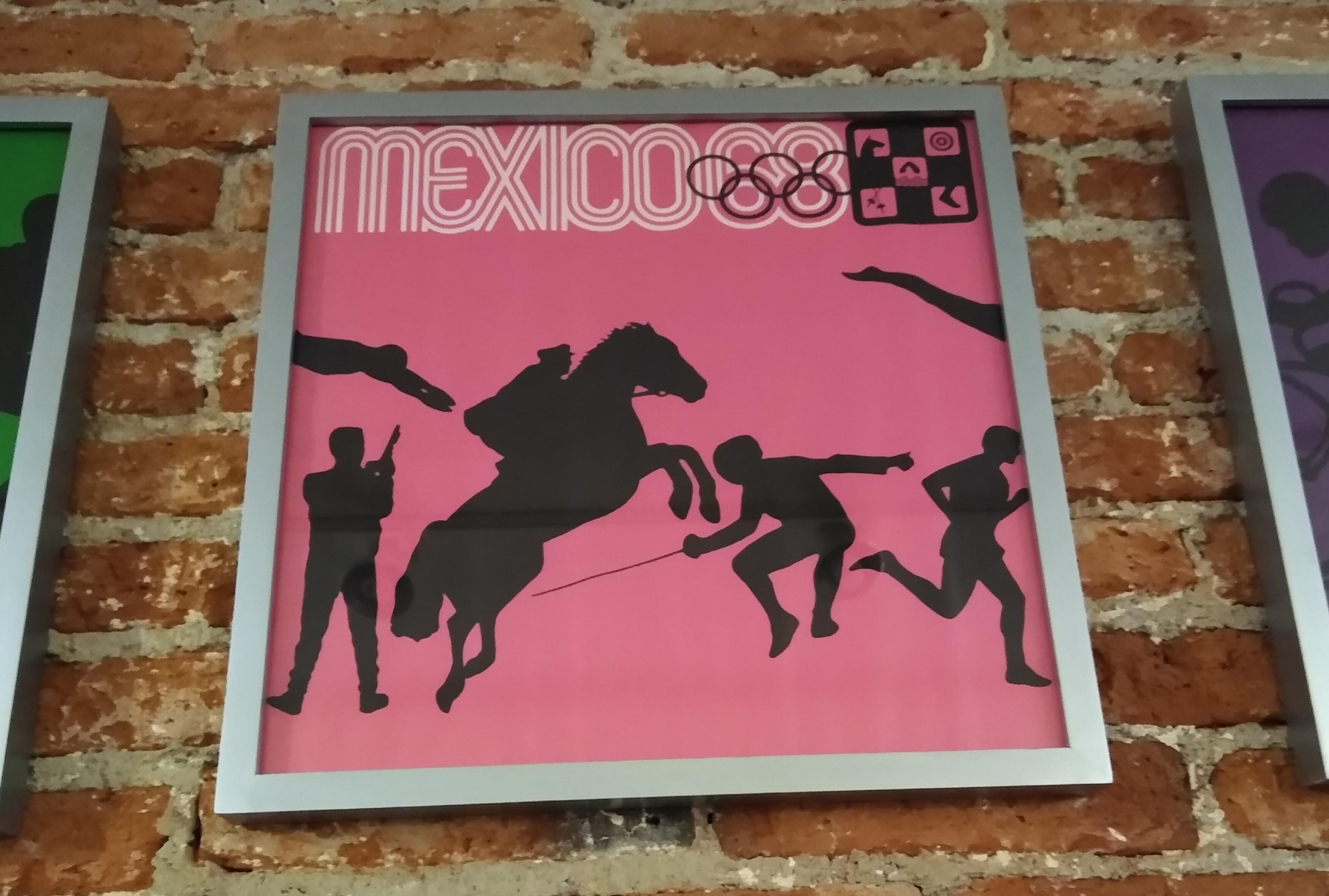 Affiches originales des 68 Jeux olympiques du Mexique avec pictogrammes pour chaque discipline sportive en vente 5