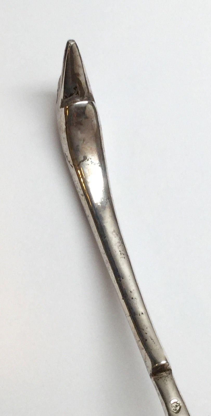 Mexico Eagle 9 Sterling Silver Duck Head Handle Drizzle Spoon In Good Condition For Sale In Washington Depot, CT
