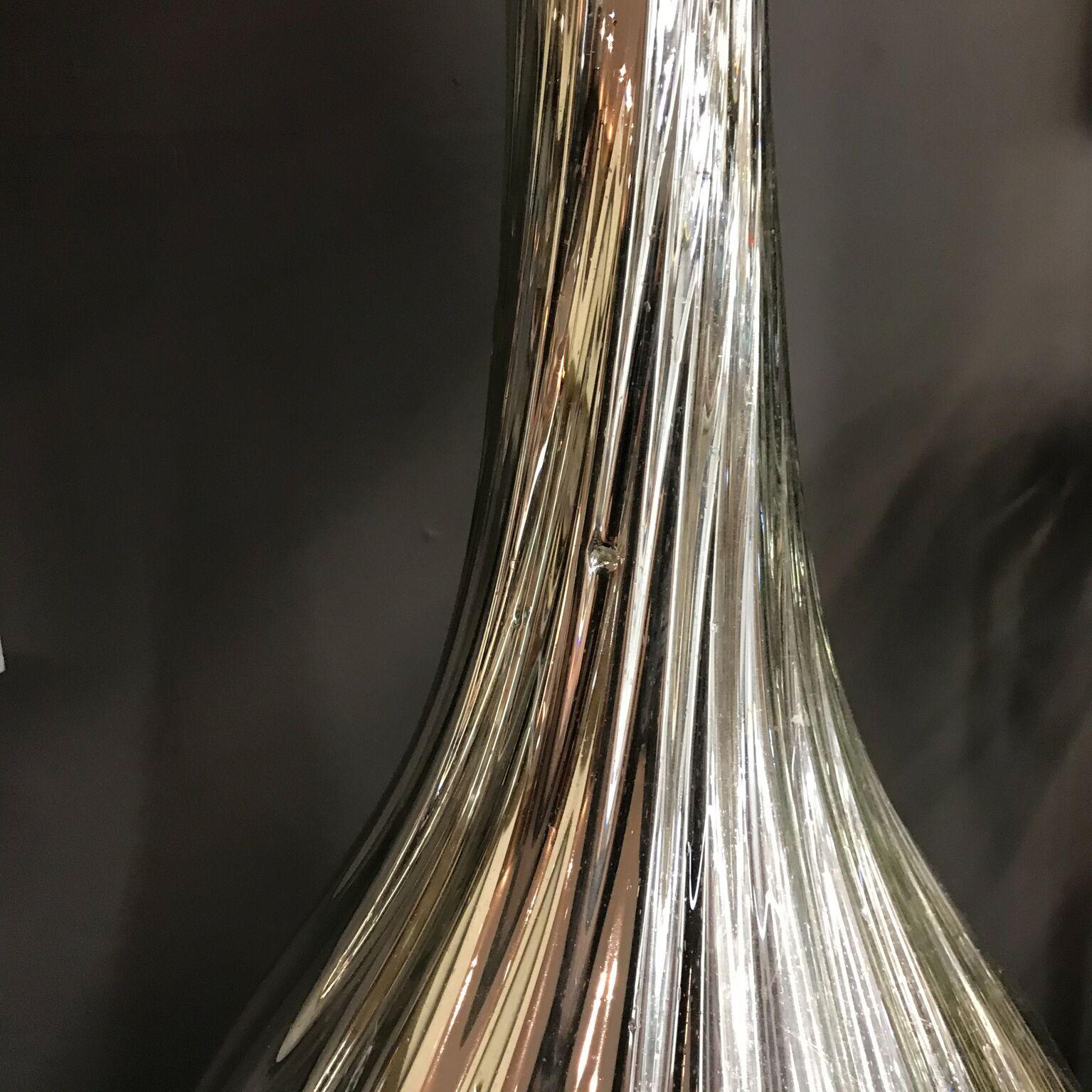 Lampes de table en verre de mercure torsadé en forme de goutte d'eau des années 1960 Barragan Mexico Bon état - En vente à Chula Vista, CA
