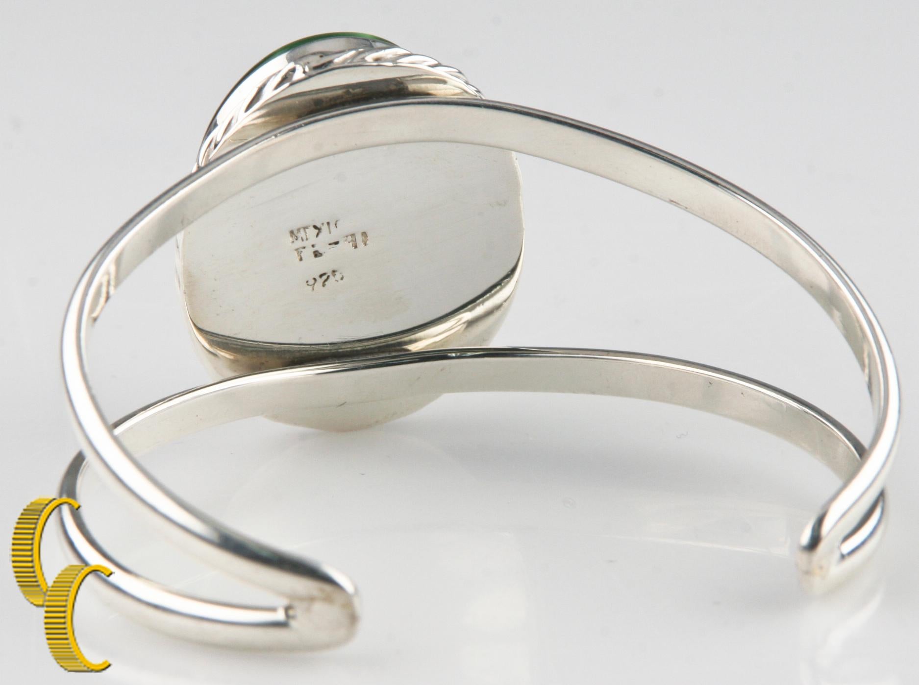 Cabochon Mexico Sterling Silver Cat's Eye Cuff Bracelet, Size 6.5 For Sale