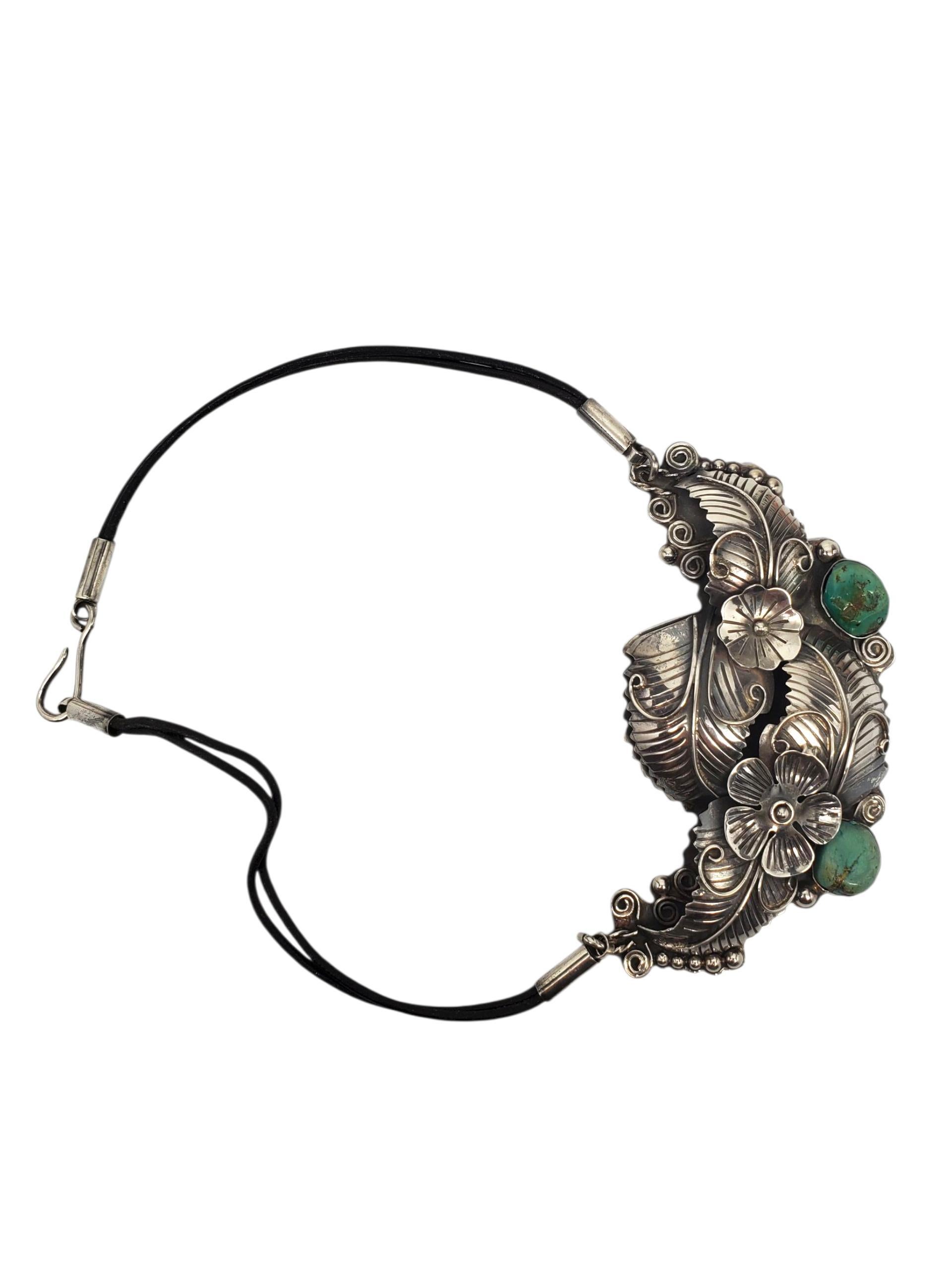 Collana con ciondolo floreale in turchese in argento 925 del Messico #22603 In condizioni buone in vendita a Washington Depot, CT