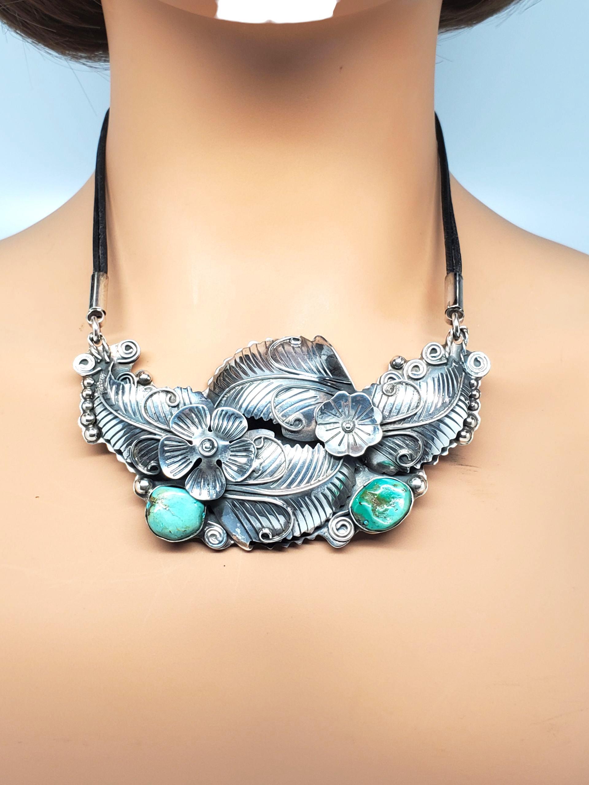 Collana con ciondolo floreale in turchese in argento 925 del Messico #22603 in vendita 3