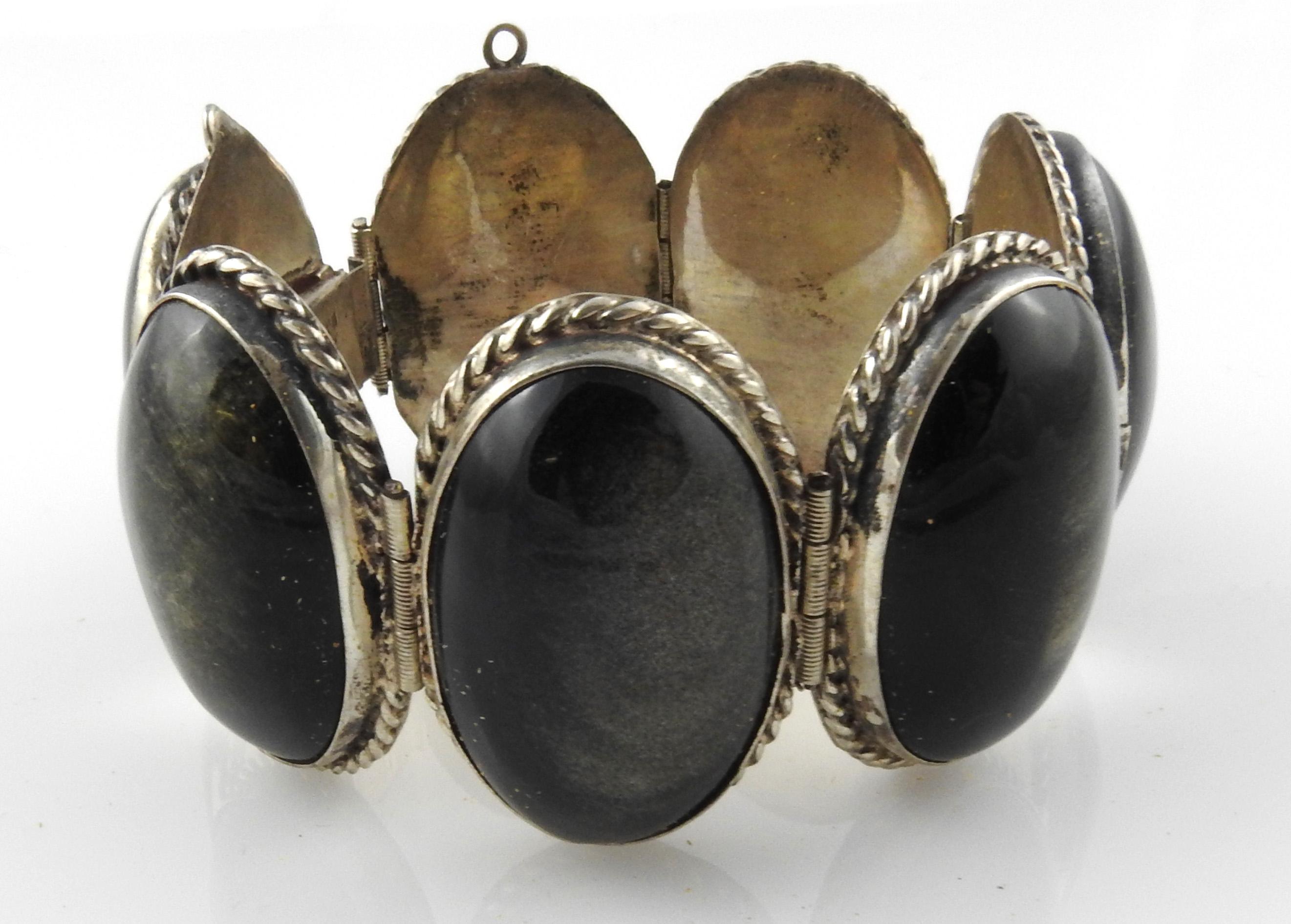 Mexico Sterling Silver Large Bezel Set Obsidian Bracelet In Good Condition For Sale In Washington Depot, CT