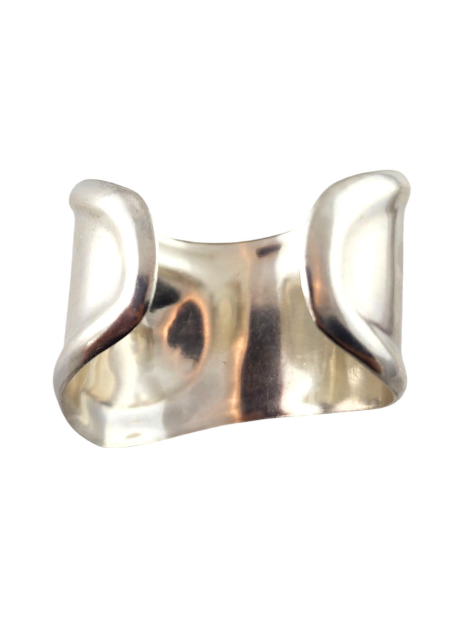 Mexico Sterling Silver Left Wrist Bone Cuff Bracelet #18596 In Good Condition In Washington Depot, CT