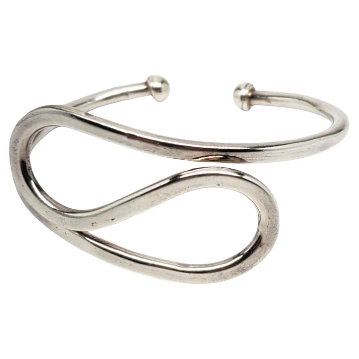 Mexikanisches Sterlingsilber Wirbel-Manschettenarmband #20596 im Angebot