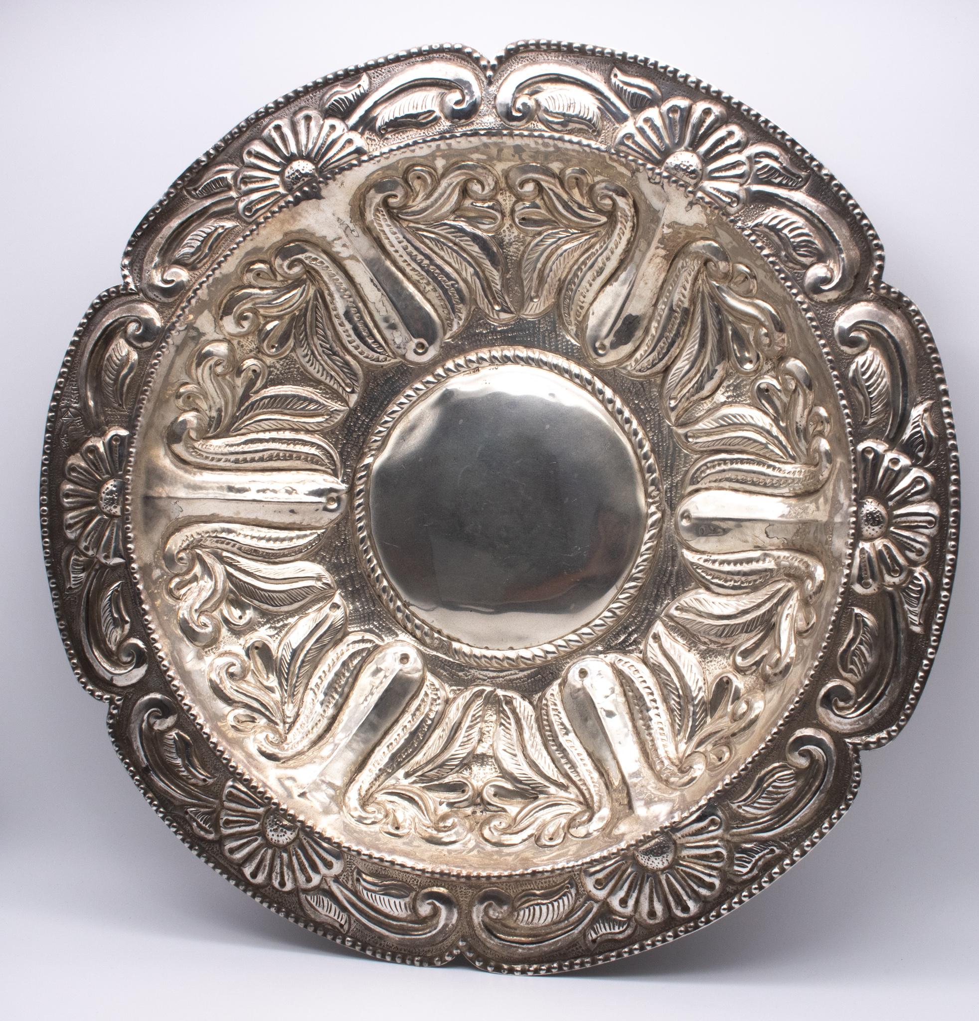 Mexican Mexico Taxco 1930 Spanish Colonial Revival Charger Chiseled 925 Sterling Sillver For Sale