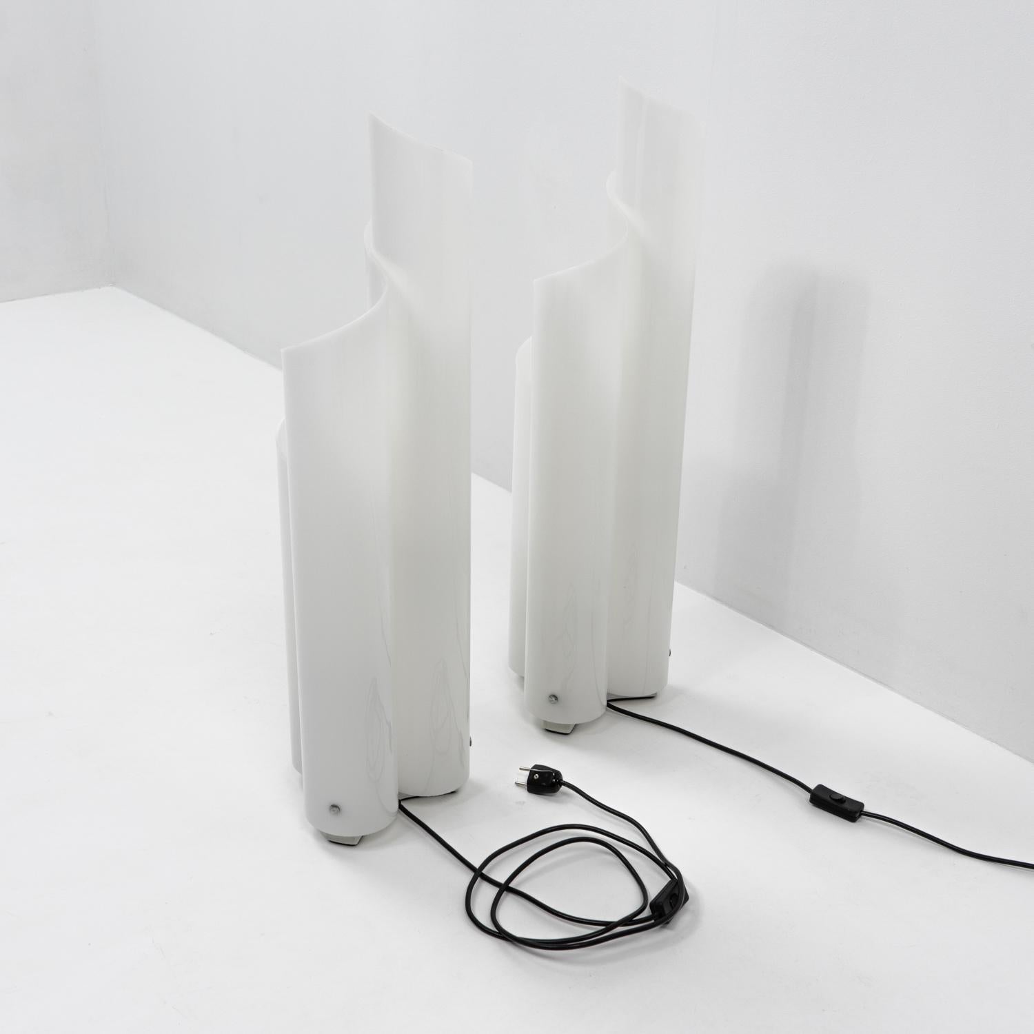 Lampade da tavolo Mezza Chimera di Vico Magistretti per Artemide, anni '70, Set di 2 in vendita 2