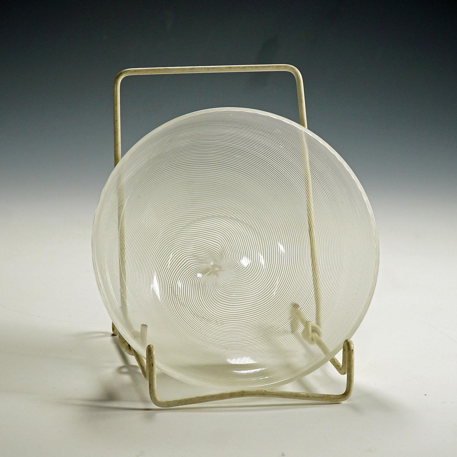 Mezza Filigrana Glass Bowl, Venini Murano 1979 In Good Condition For Sale In Berghuelen, DE