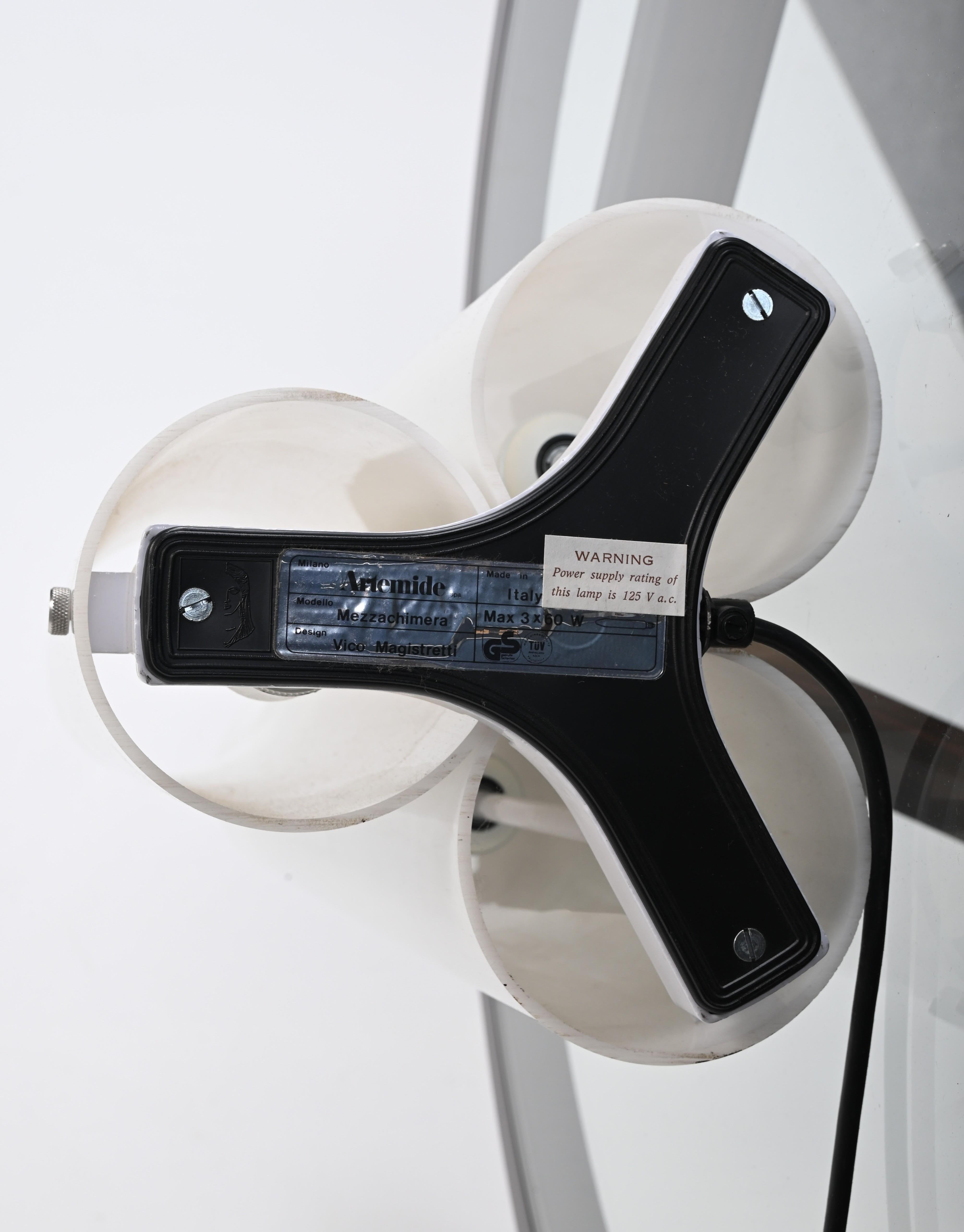Mezzachimera Table Lamp by Vico Magistretti for Artemide, Italy, 1960s For Sale 9