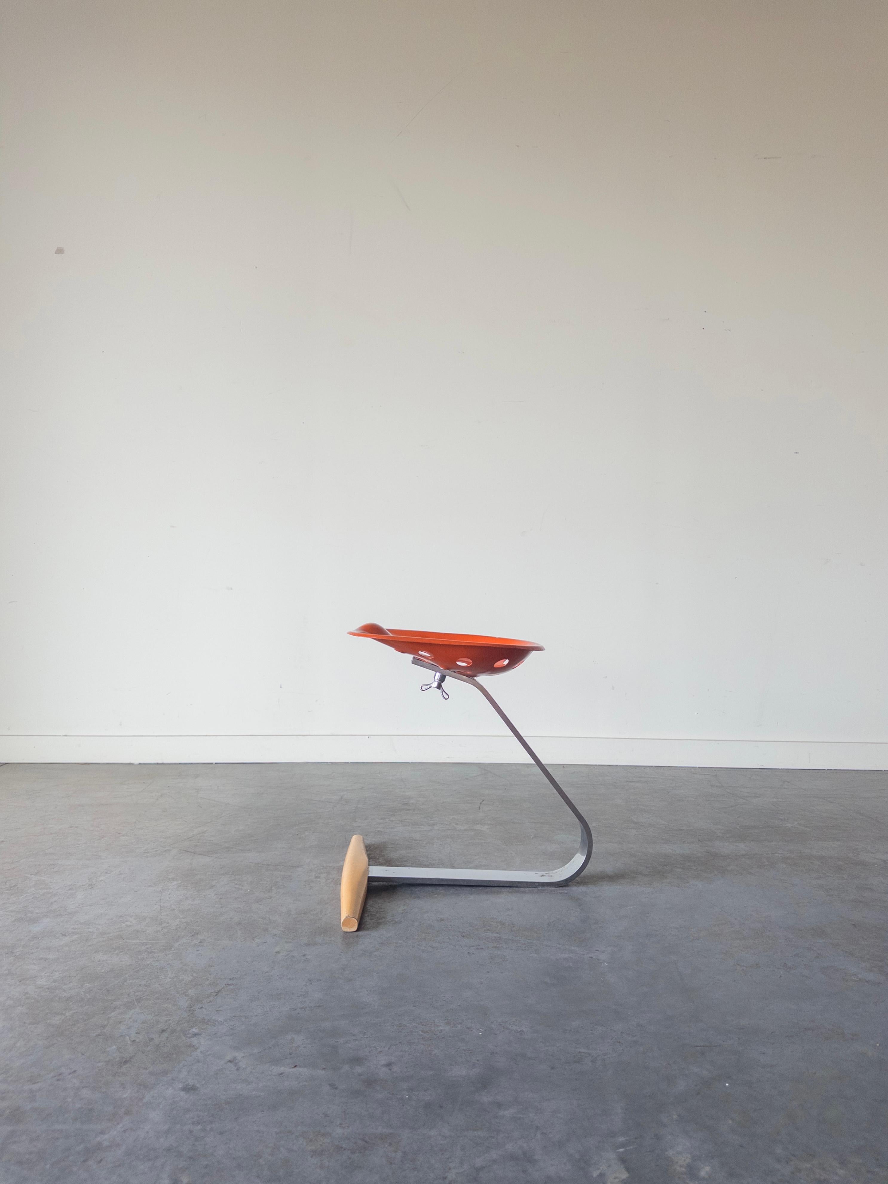 Mezzadro Stool by Achille and Pier Giacomo Castiglioni for Zanotta, 1970s In Good Condition For Sale In New York, NY
