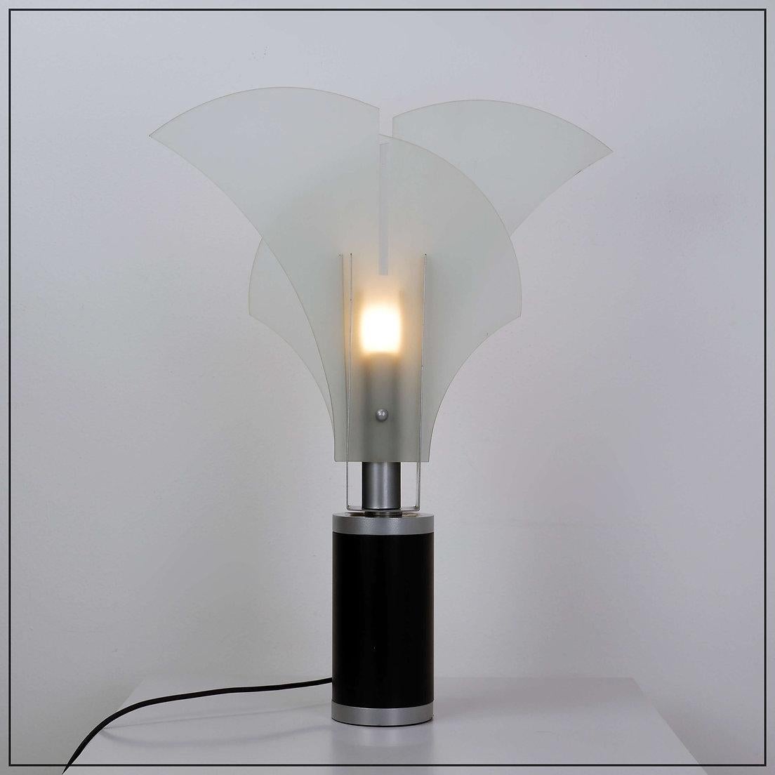 Lampada da tavolo 