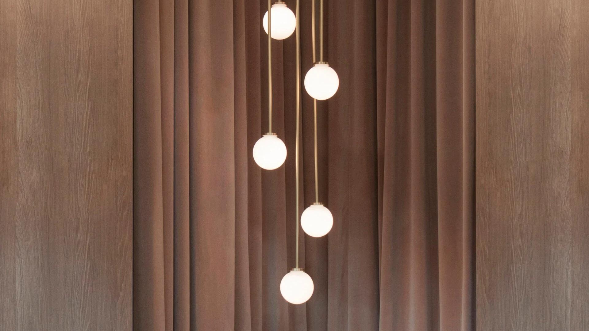 Contemporary Mezzo Cluster Round by Cto Lighting For Sale