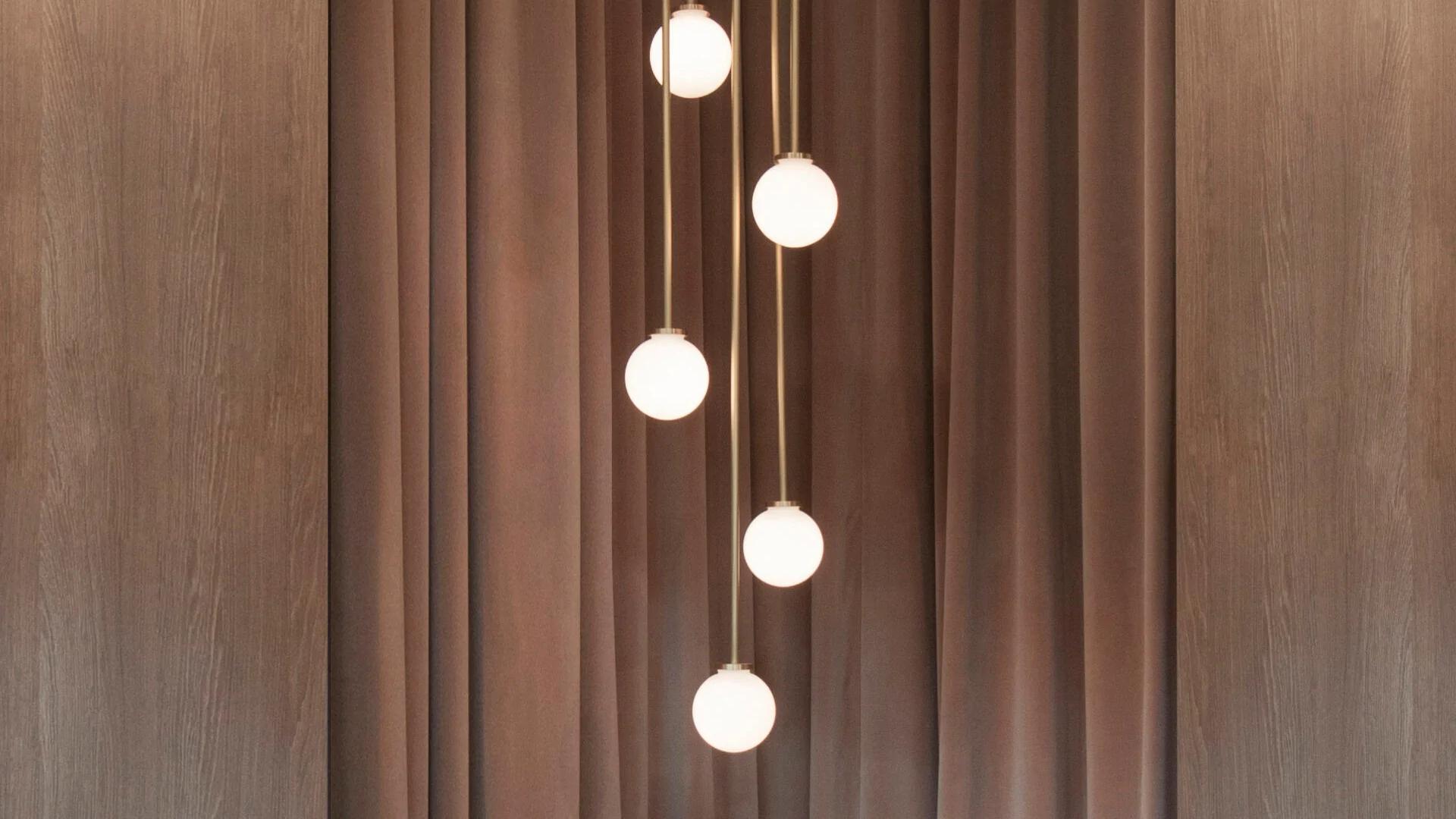 Ottone Mezzo Cluster rotondo di CTO Lighting in vendita