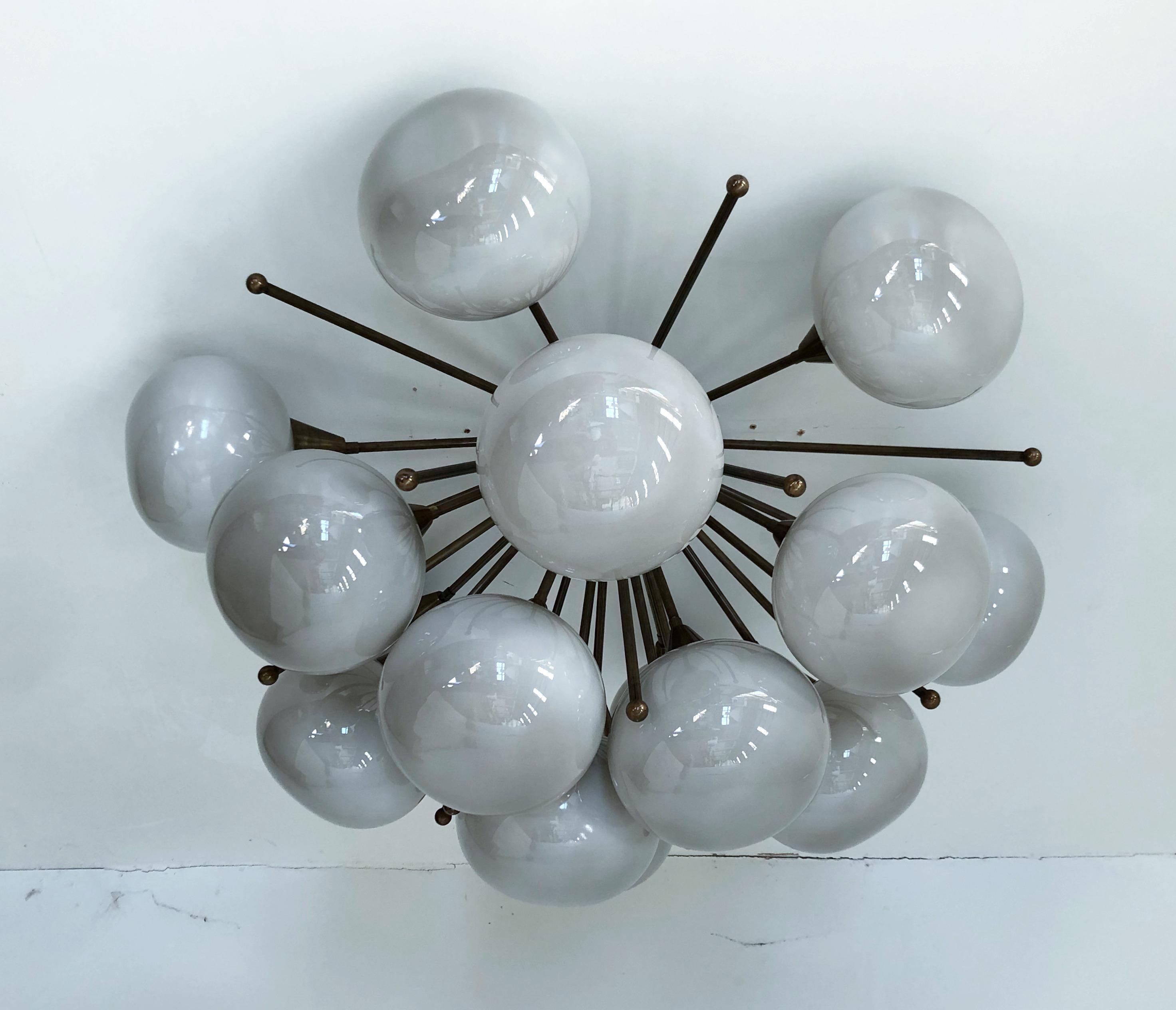 Italiano Mezzo Flush Mount di Fabio Ltd in vendita