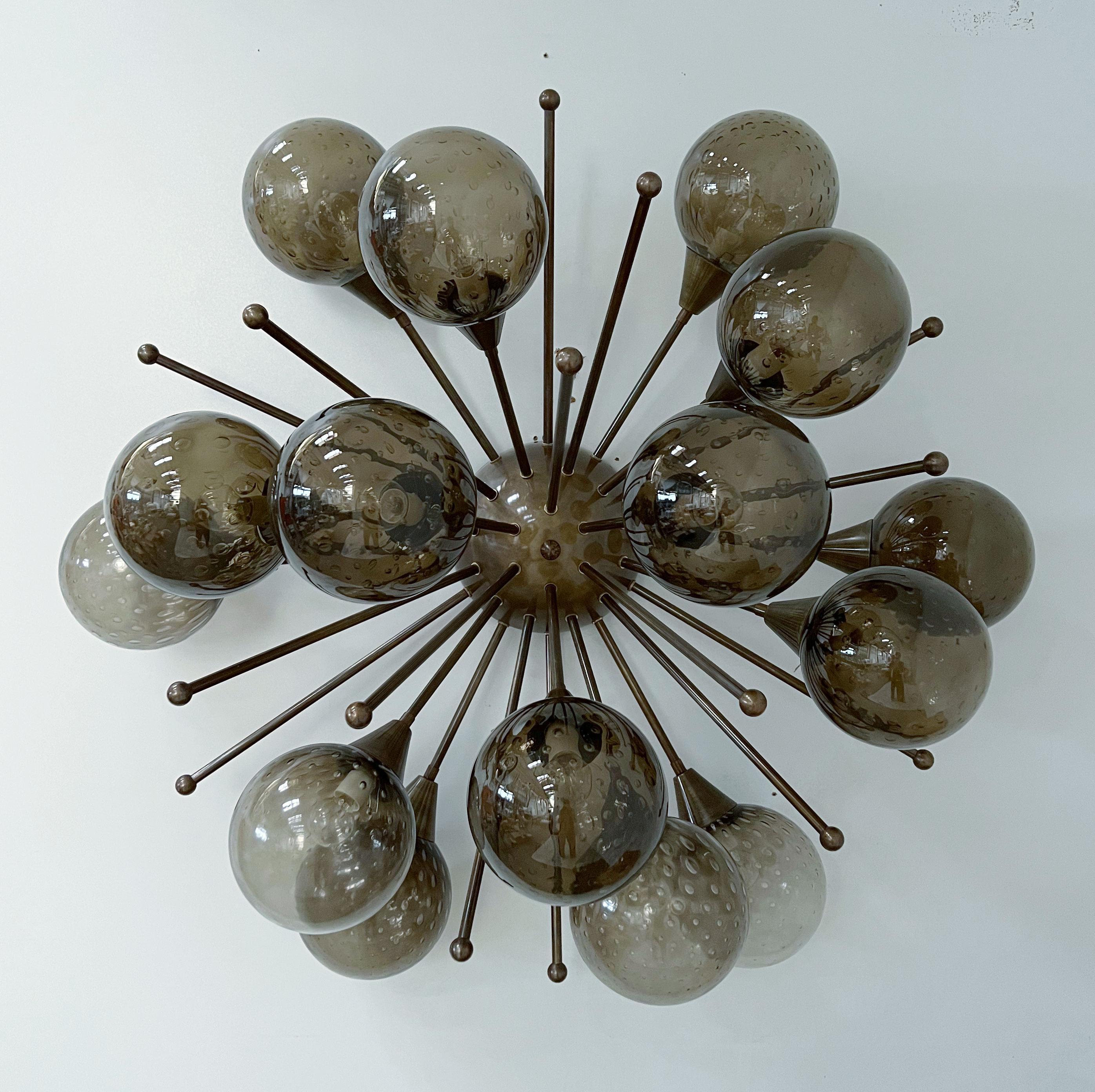 Italiano Mezzo Flush Mount di Fabio Ltd in vendita