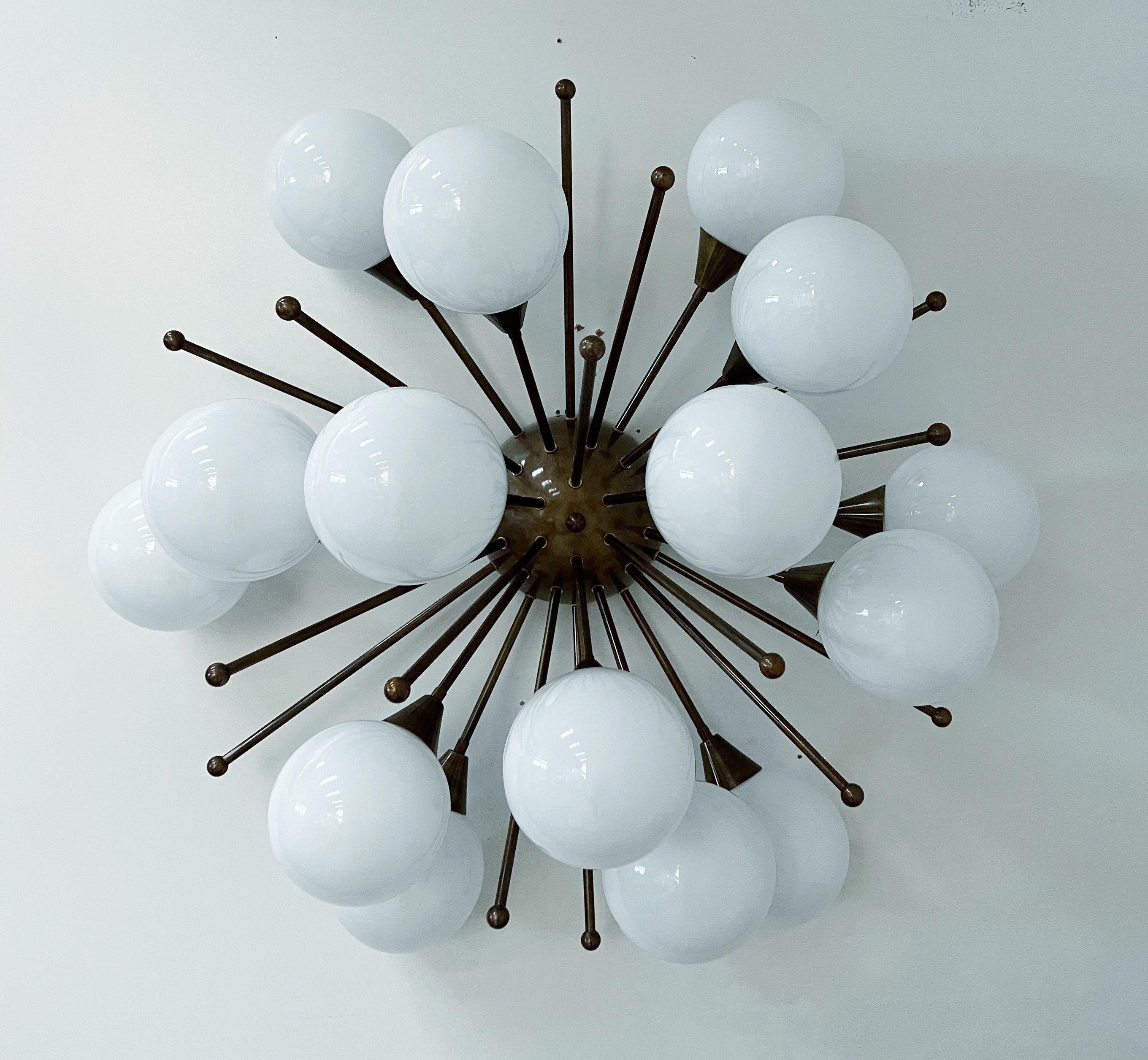 Italiano Mezzo Flush Mount di Fabio Ltd in vendita