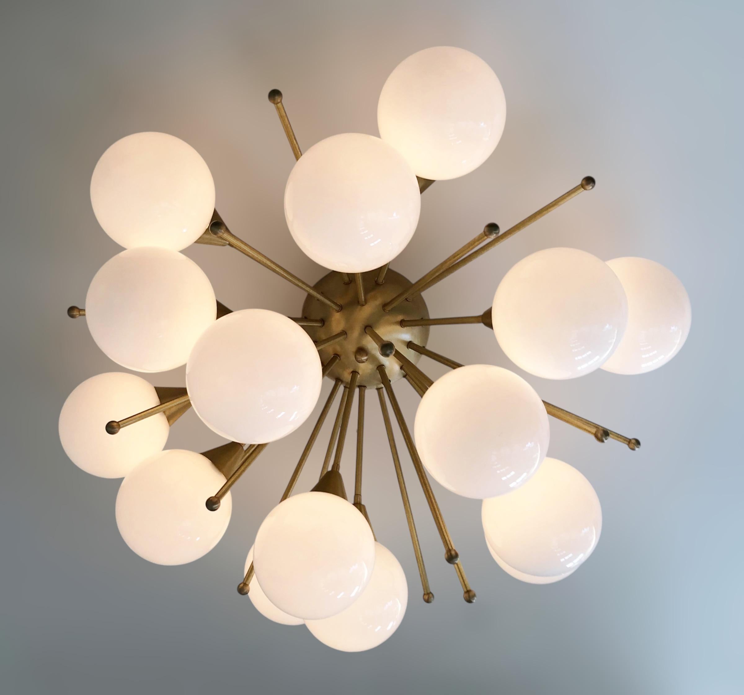 MEZZO Flush Mountains by Fabio Ltd Neuf - En vente à Los Angeles, CA