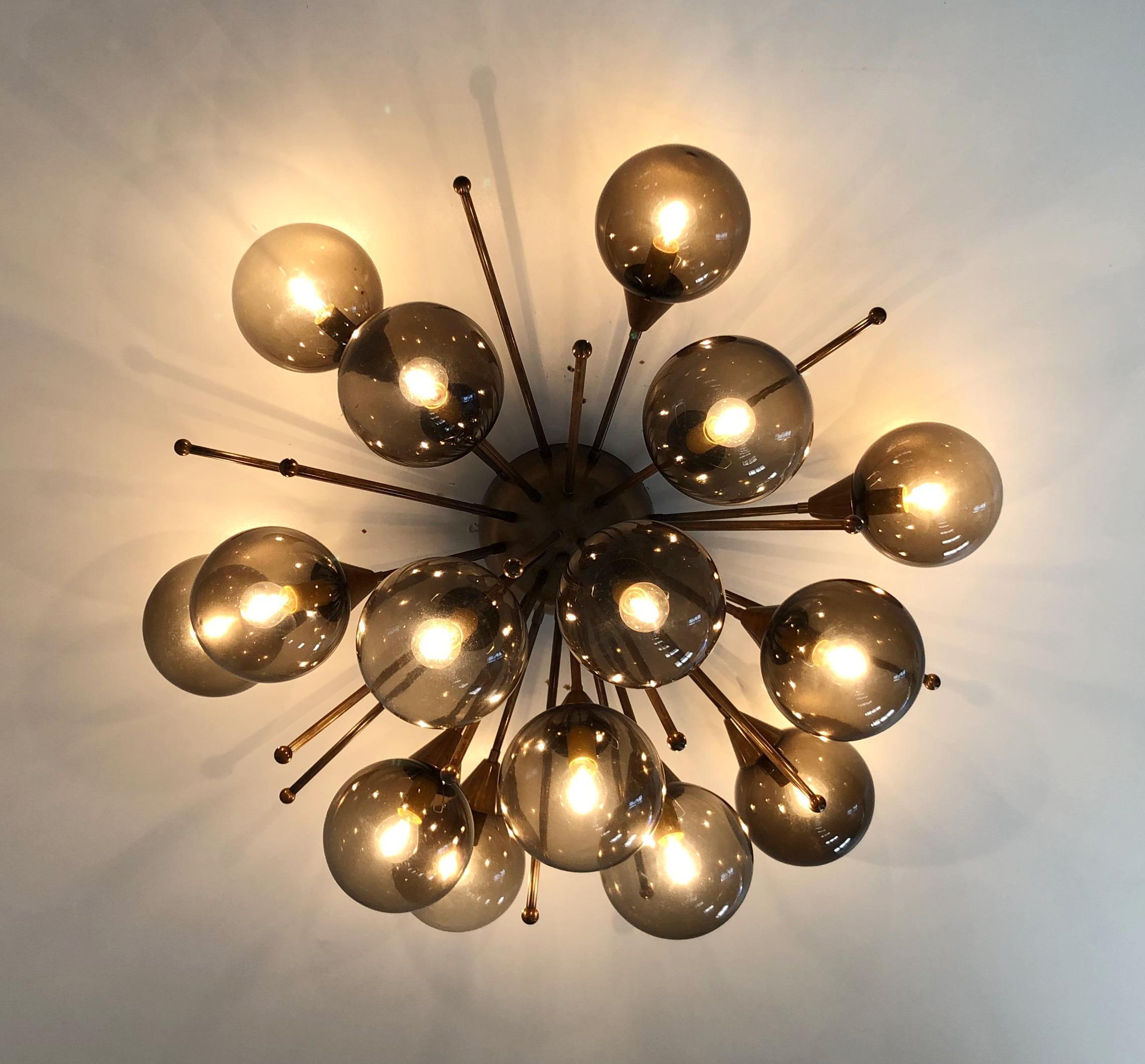 XXI secolo e contemporaneo Mezzo Flush Mount di Fabio Ltd in vendita