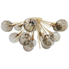Mezzo Flush Mount di Fabio Ltd