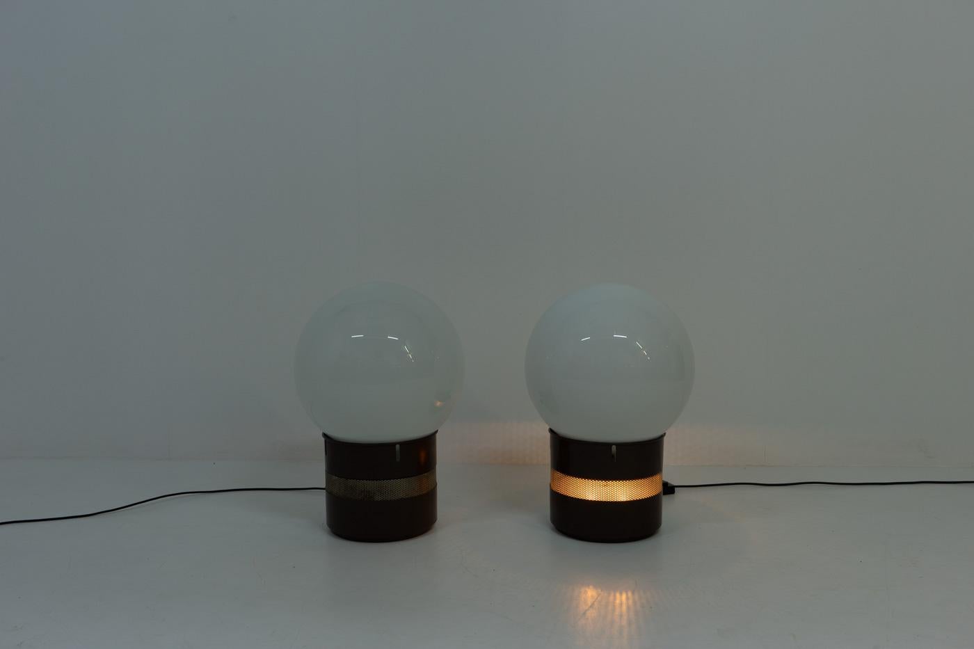 Mezzo Oracolo lamps by Gae Aulenti for Artemide, 1960s For Sale 7