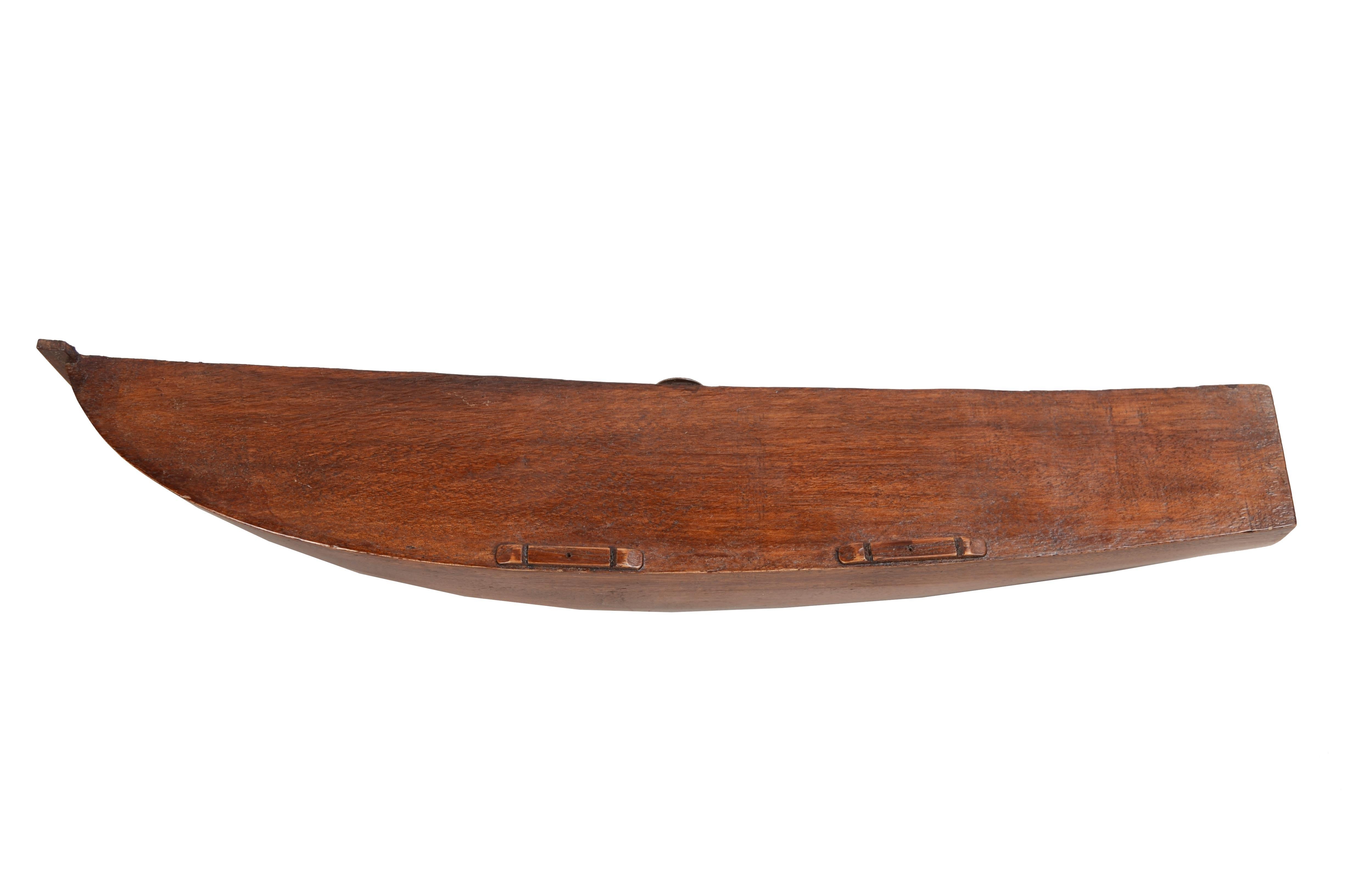 Early 20th century half-hull of an English schooner  in oak wood For Sale 5