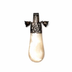 Mfg Co Silbato y sonajero de nácar de plata de ley con monograma #7291