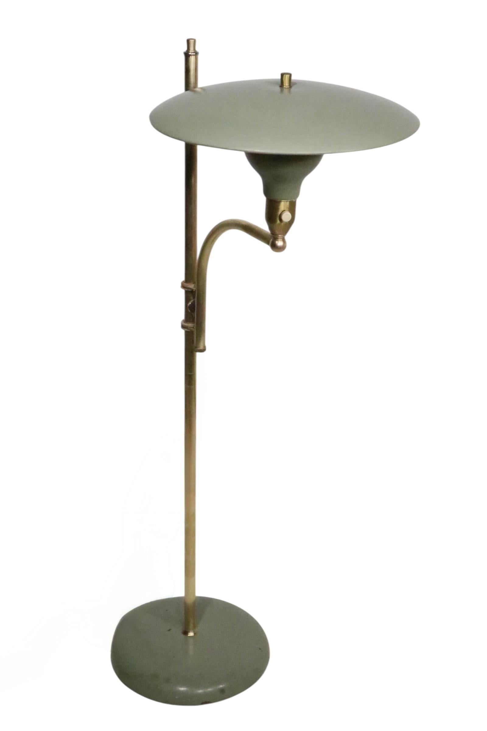 M.G. Lampada da terra Wheeler Sight Light in vendita 2