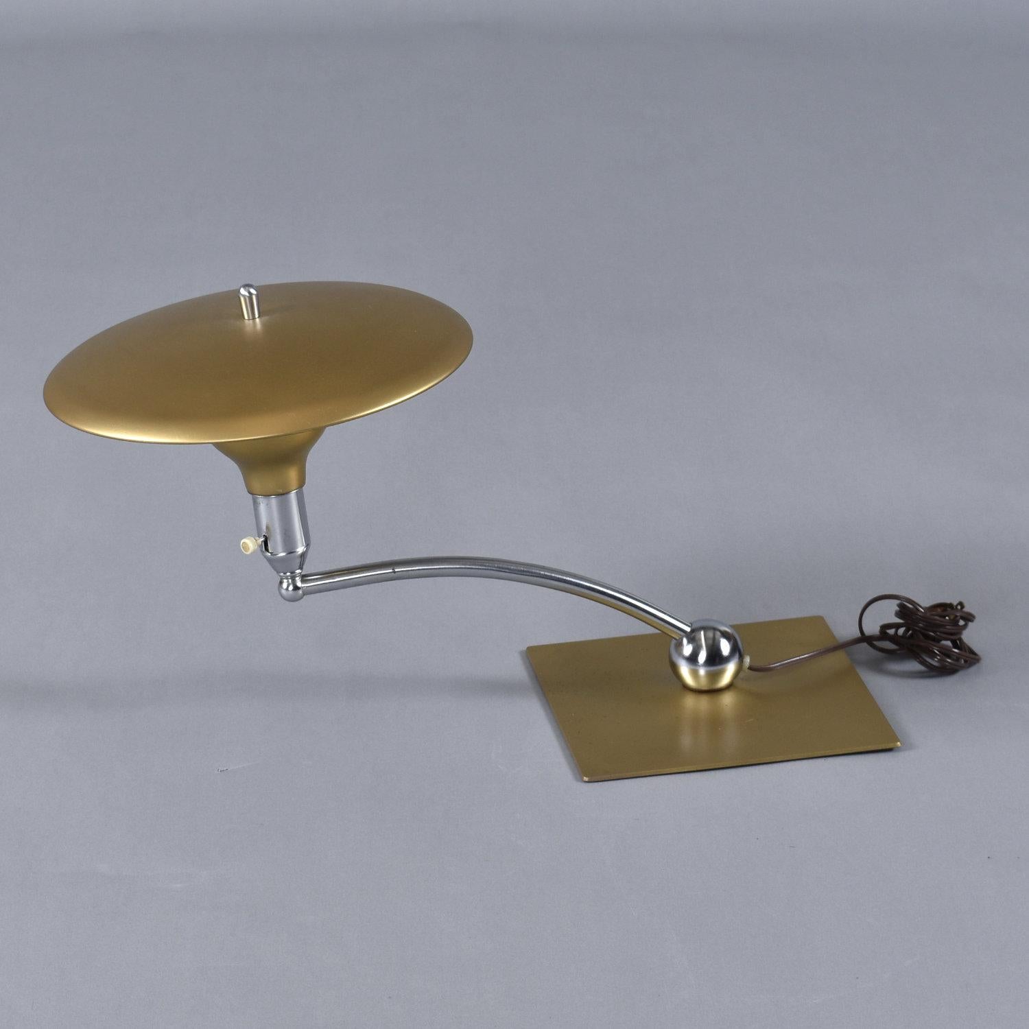 M&M. Wheeler Sight Light Saucer Atomic Age Articulating Table Lamp (lampe de table articulée) en vente 1