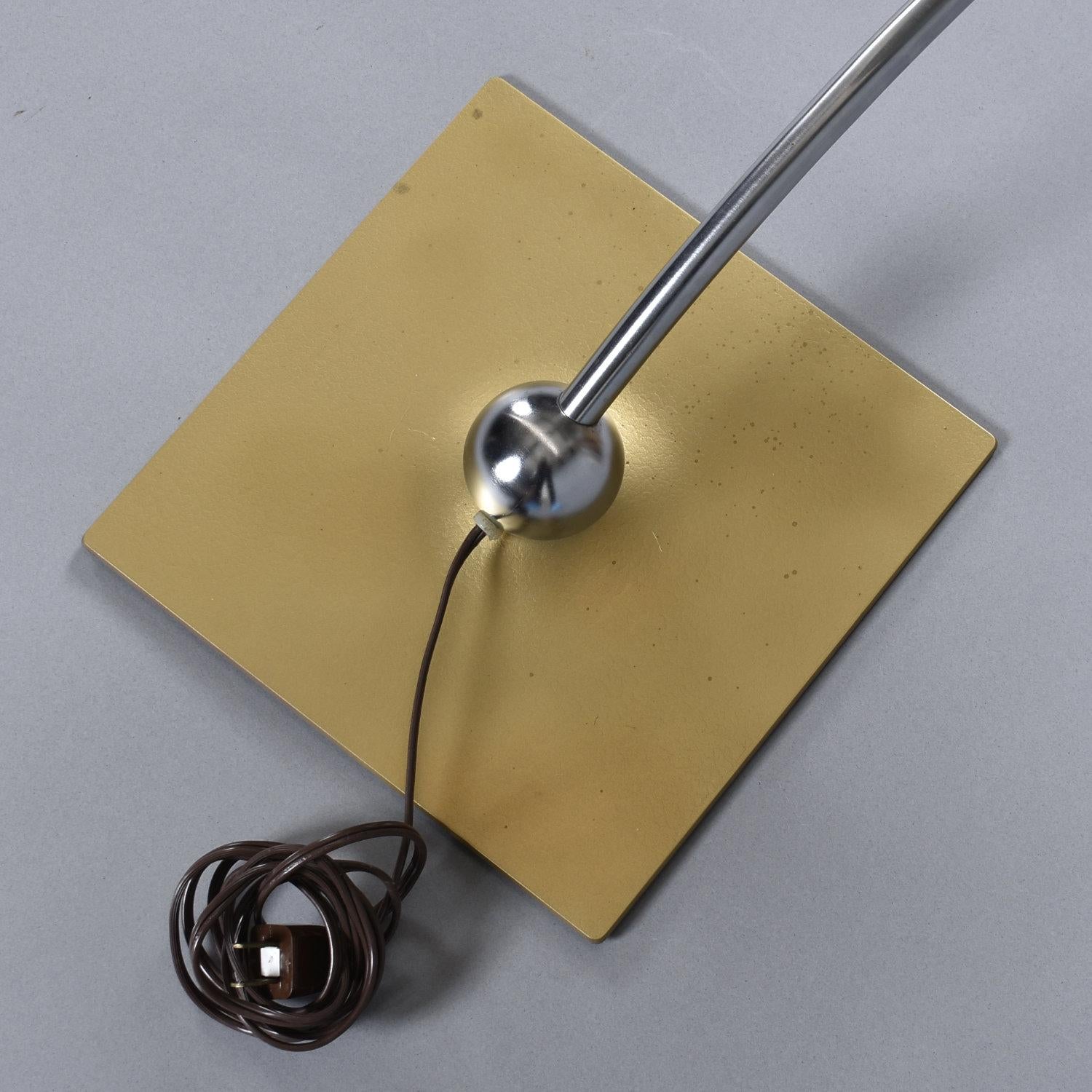 M&M. Wheeler Sight Light Saucer Atomic Age Articulating Table Lamp (lampe de table articulée) en vente 2