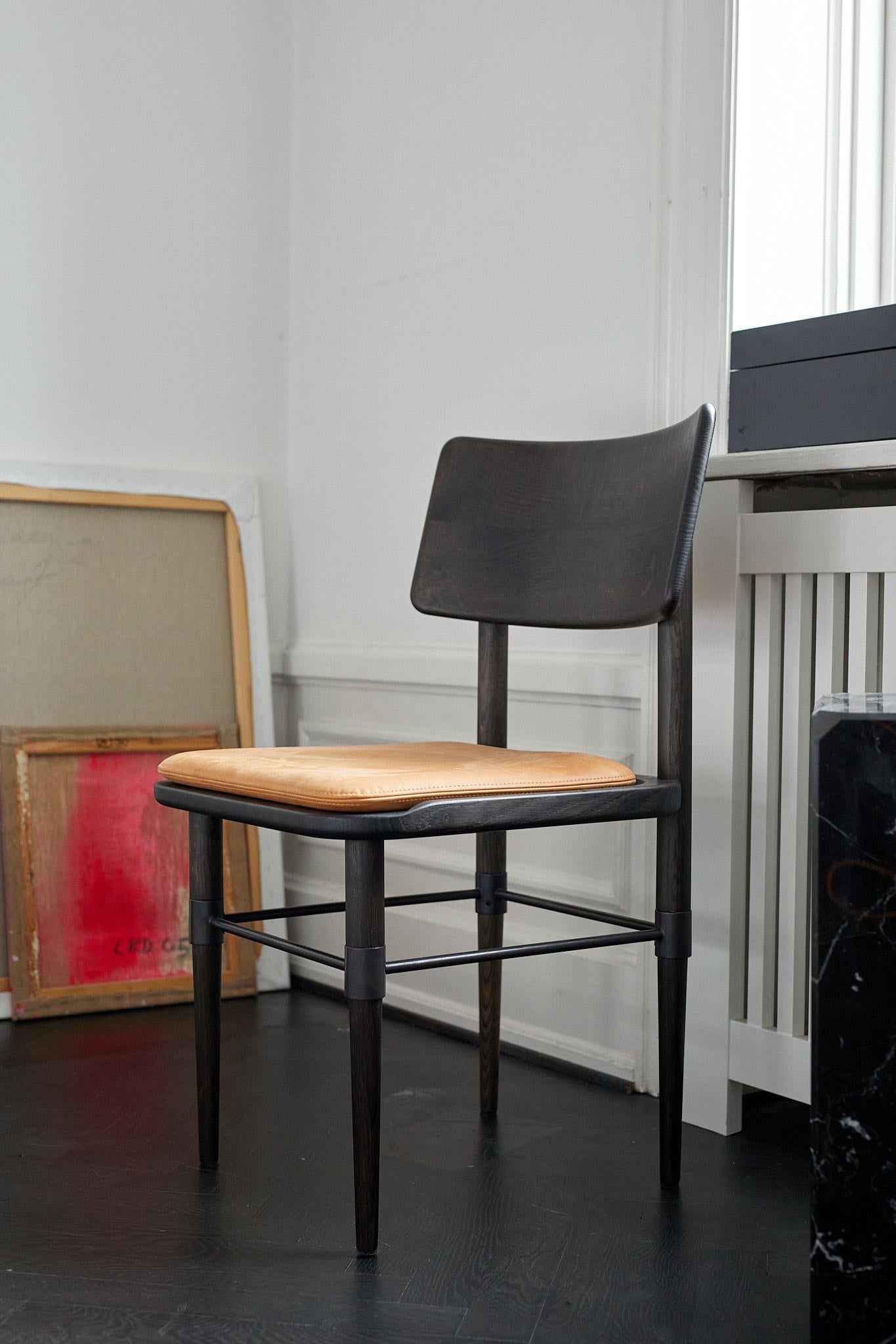 MG101 Chaise de salle à manger en chêne foncé par Malte Gormsen Design by Space Copenhagen en vente 7