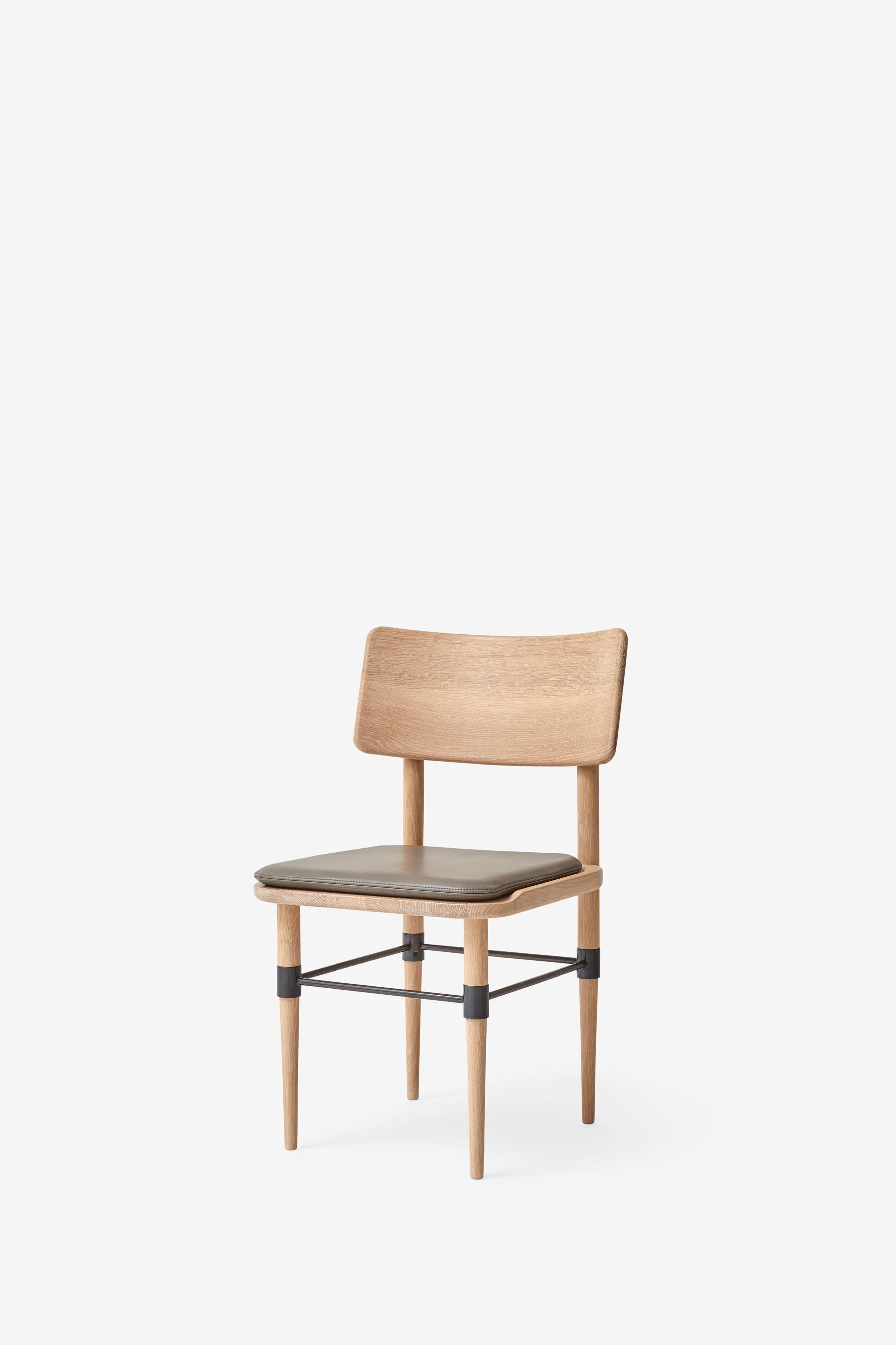 Metal MG101 Dining chair in light oak by Malte Gormsen Design by Space Copenhagen For Sale