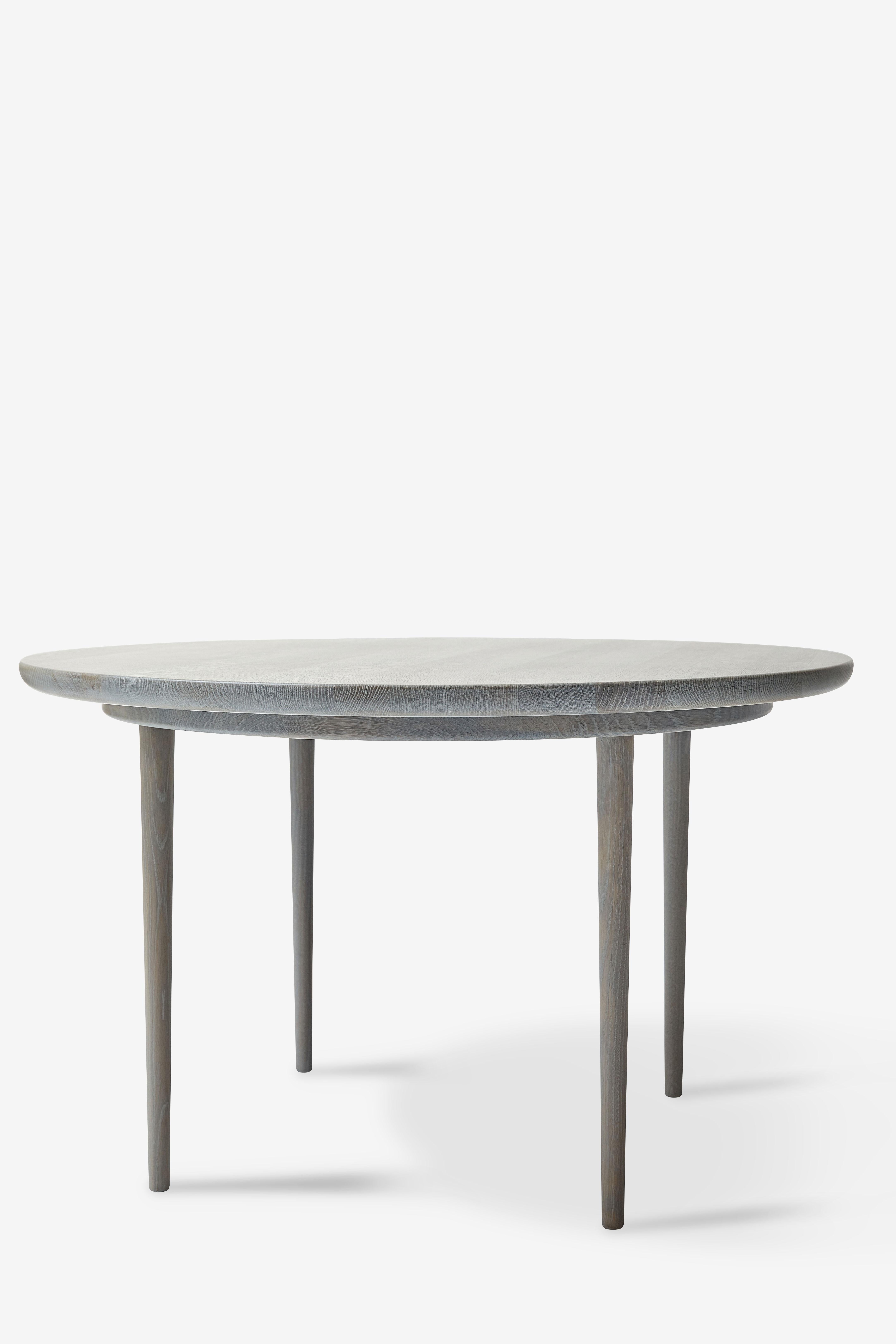 MG201 Round Dining Table by Malte Gormsen
Dimensions: D 120 x H 72.5 cm.
Materials: Grey Nature oak.

Available in Nature, Raw Nature, Light Nature, Grey Nature, and Dark Nature.

Malte Gormsen Møbelsnedkeri is a cabinetmaker who combines Danish