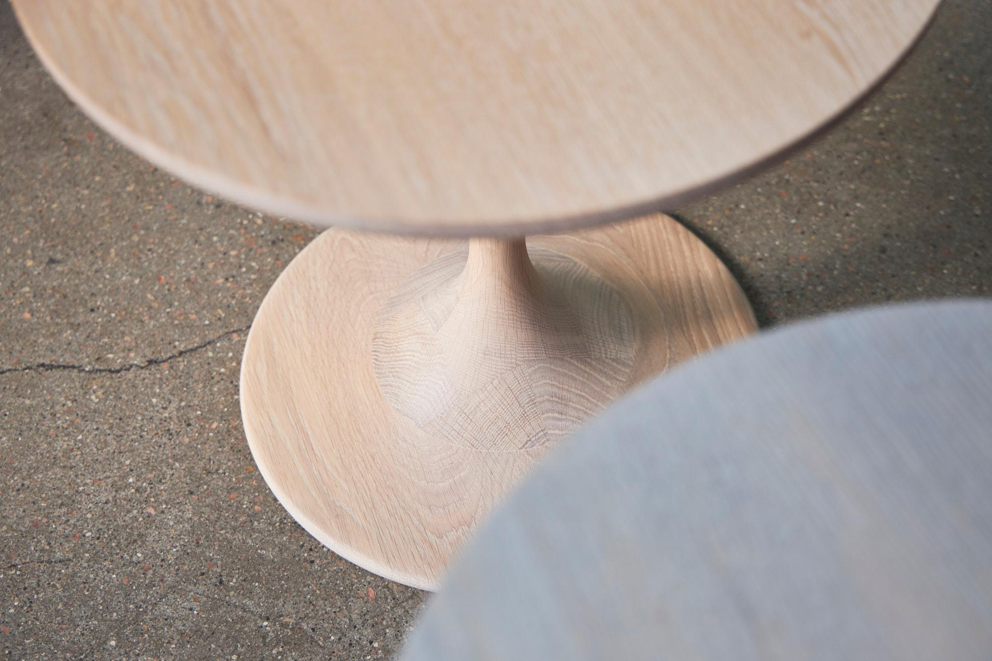 XXIe siècle et contemporain Table d'appoint tournée MG203 de Malte Gormsen en vente