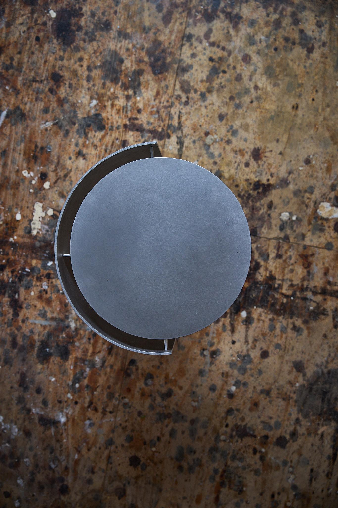Postmoderne Table d'appoint MG213 en aluminium de Malte Gormsen en vente