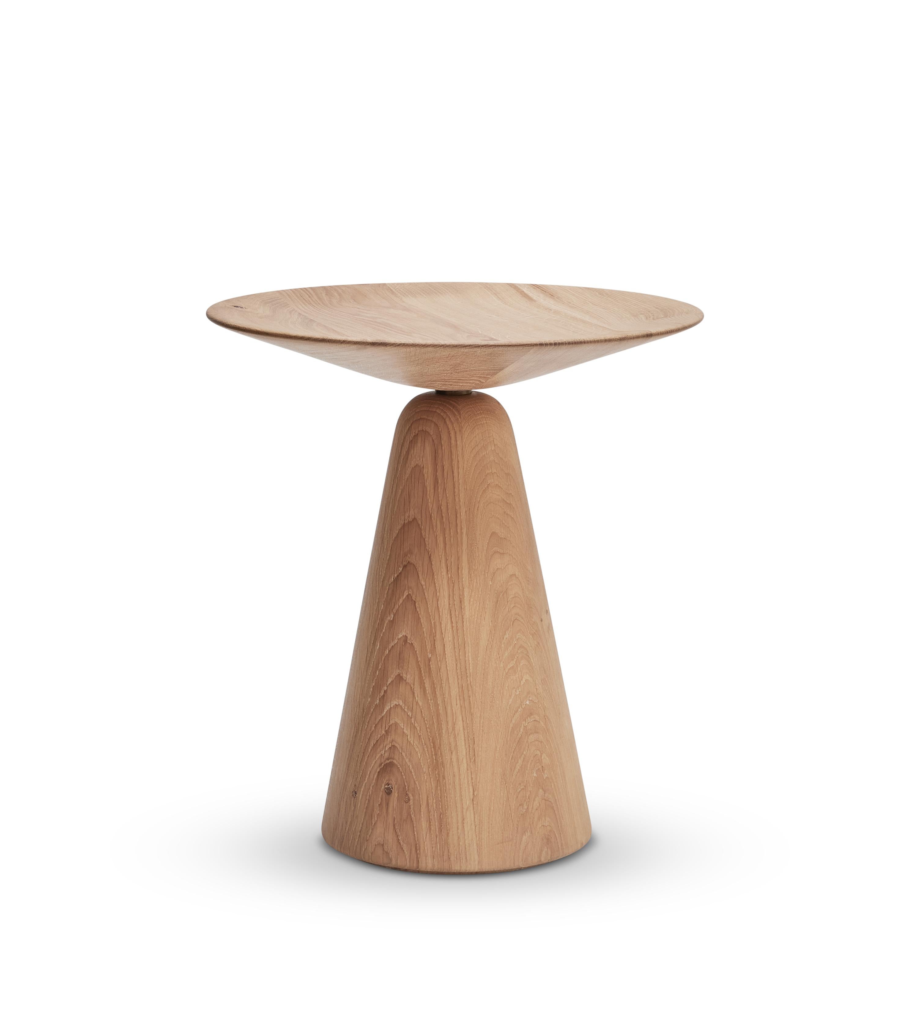 MG406 Oak Side Table by Malte Gormsen For Sale 1