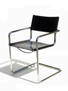 "MG5" Marcel Breuer by Matteo Grassi Bauhaus Satz von vier Stühlen