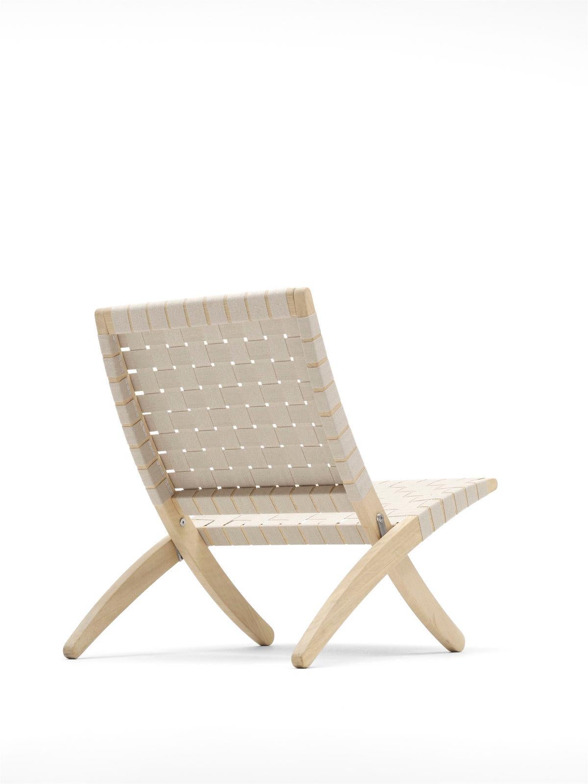 Mid-Century Modern MG501 Cuba Chair in Oak Wood Frame with Natural Color Cotton Webbing Seat For Sale