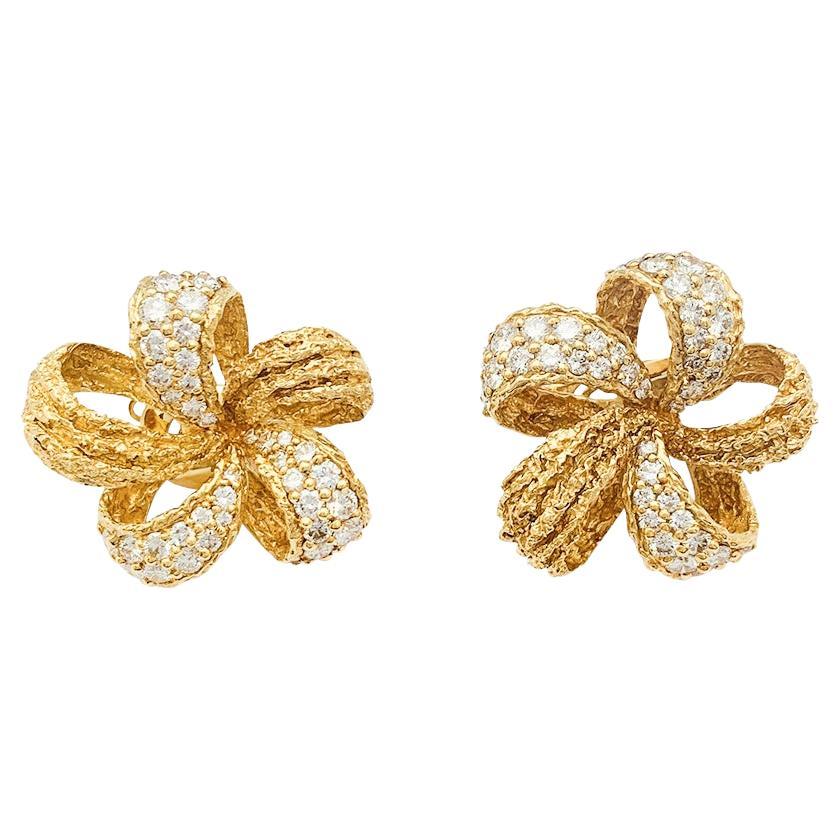 M.Gérard Earrings, Yellow Gold Ribbon Flowers Set with Diamonds For Sale
