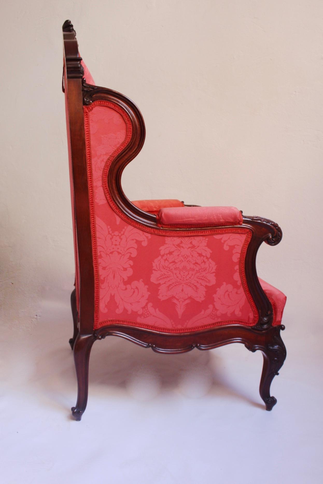 Midcentury Louis XV Style Red Silk Solid Wood Armchairs & Chair , 1950s In Excellent Condition For Sale In Valencia, Valencia