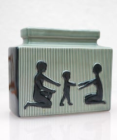 Mid-century modern pottery vase from Soholm (Söholm), Denmark.