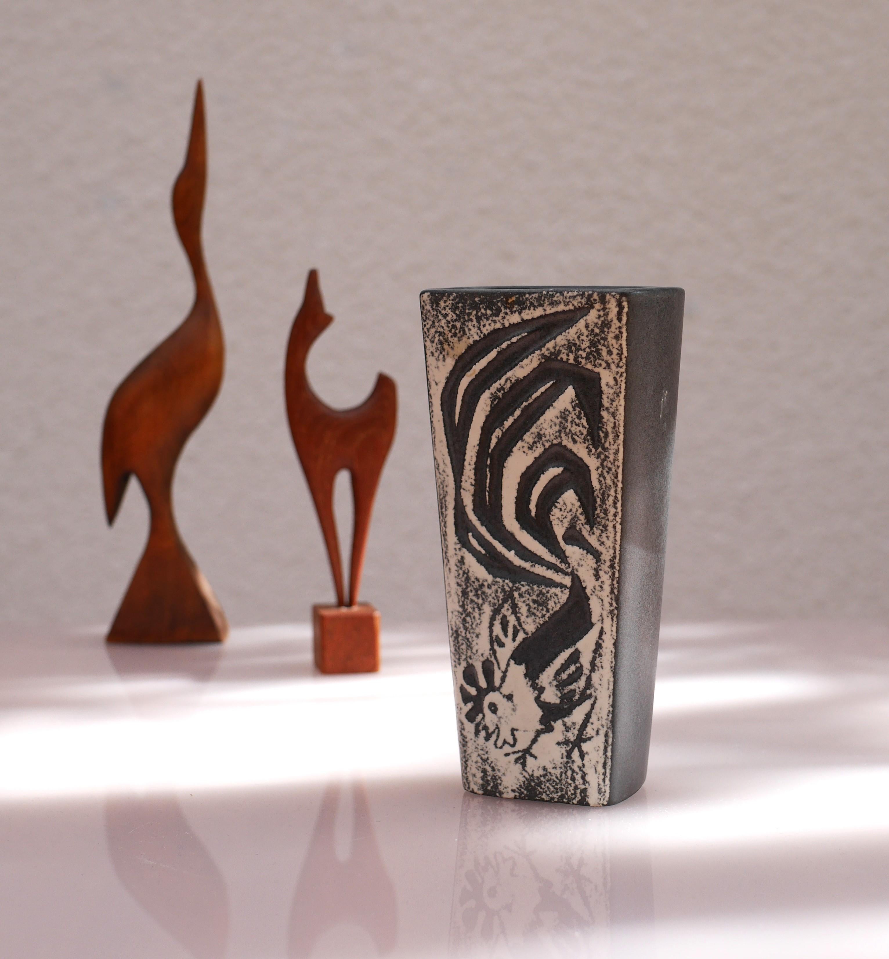 Vase en poterie d'art moderne du milieu du siècle, réalisé par Jeppe Hagedorn-Olsen, Danemark. Bon état - En vente à Skarpnäck, SE
