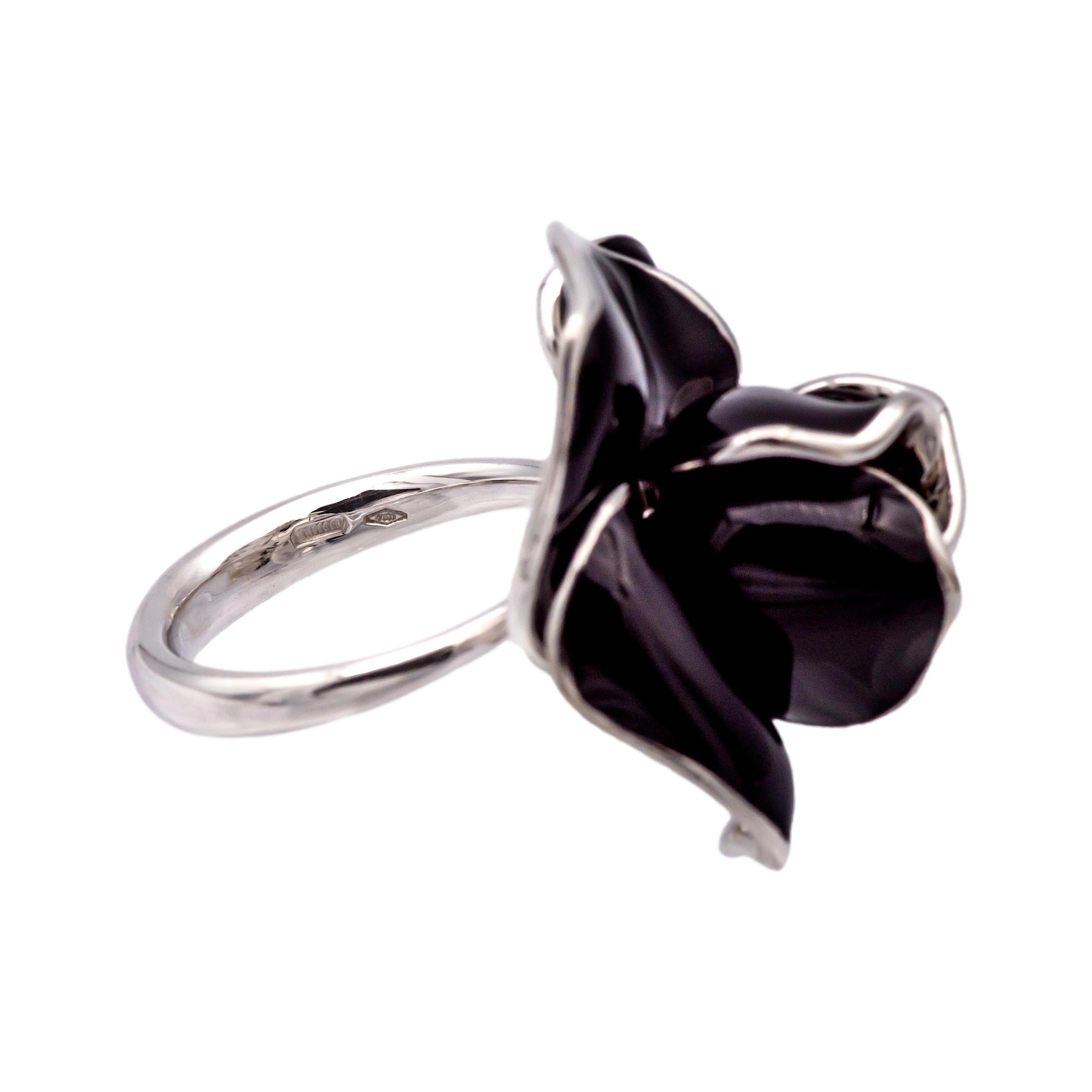 Women's Mia Nardi 18K White Gold Rosa Ring in Black enamel with Orange Sapphire Center For Sale