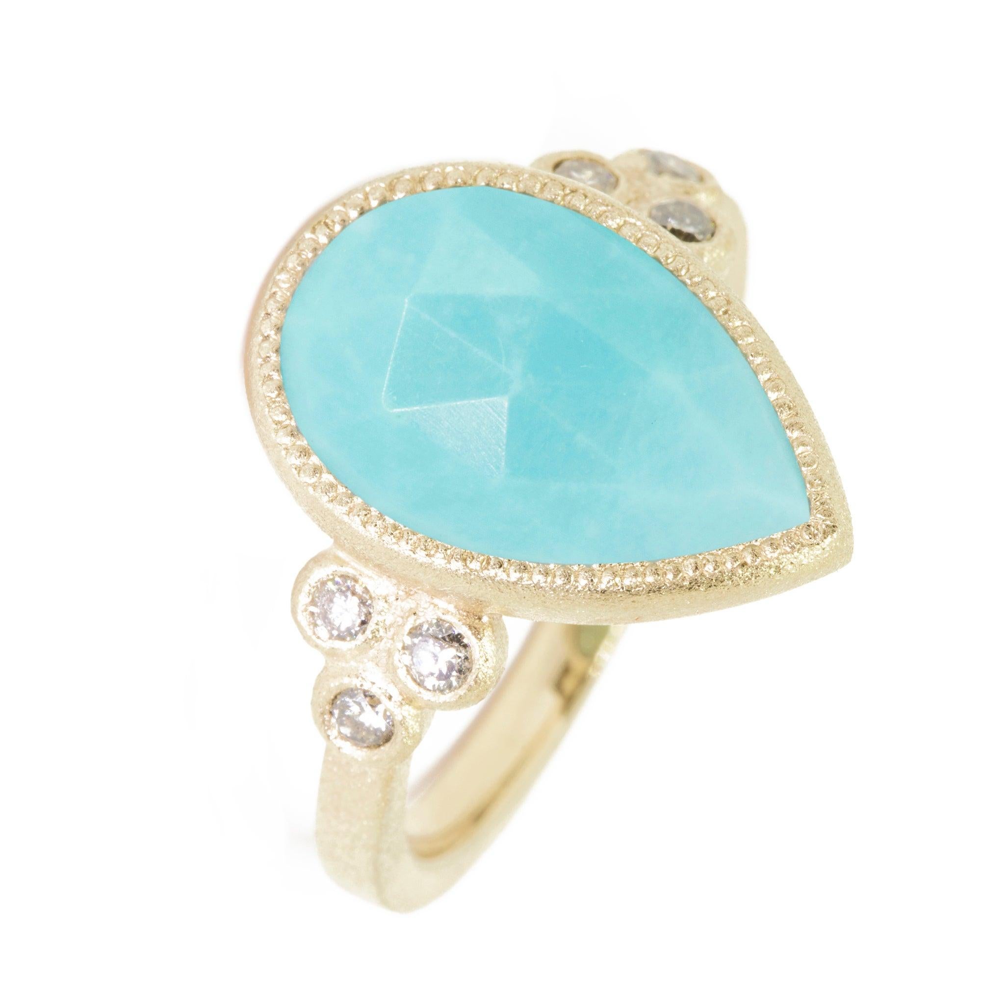 For Sale:  Mia Small Turquoise 18 Karat Gold Ring 4