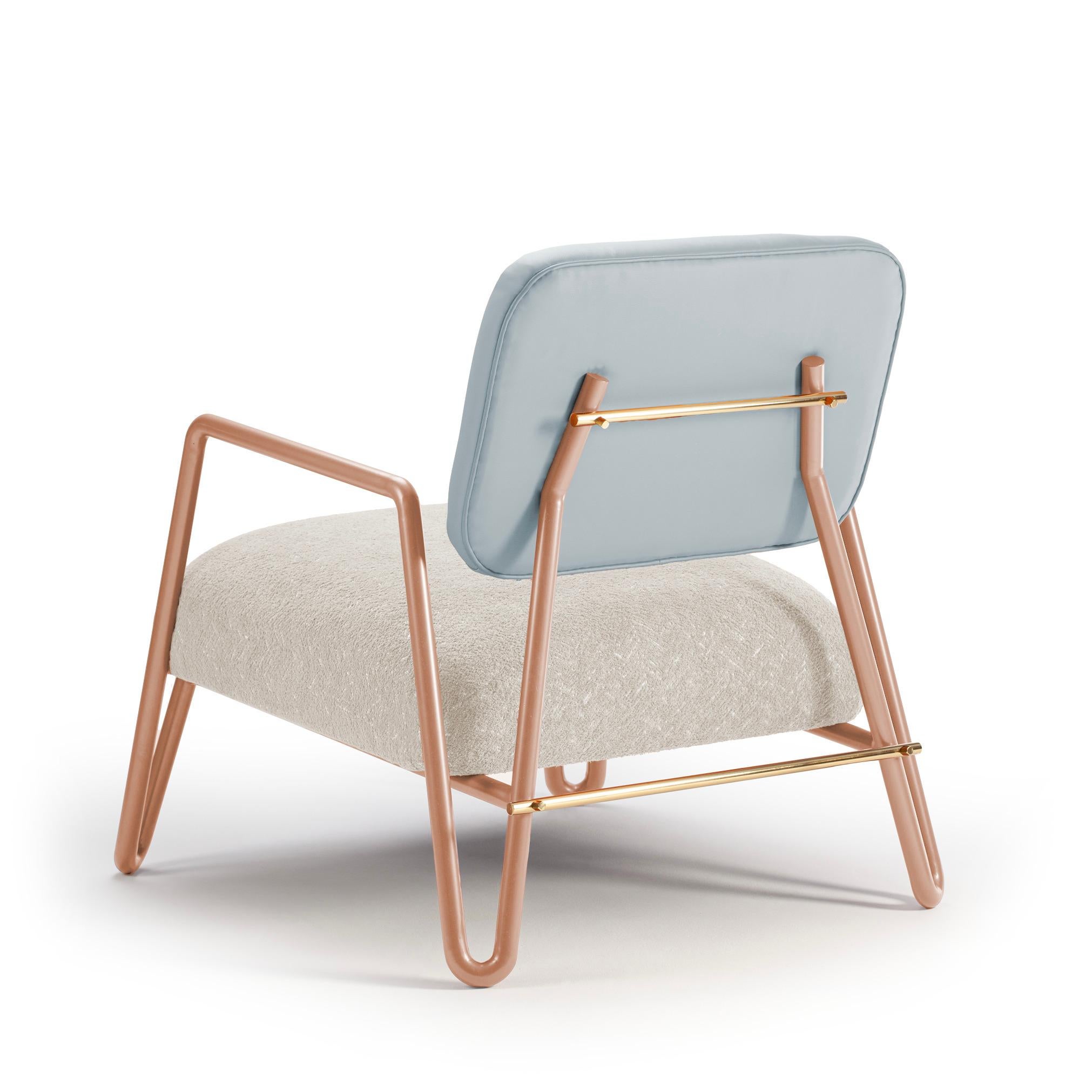 Portuguese Miami Armchair with Salmon Metal and Brass, Skylight and White Textured Fabrics For Sale