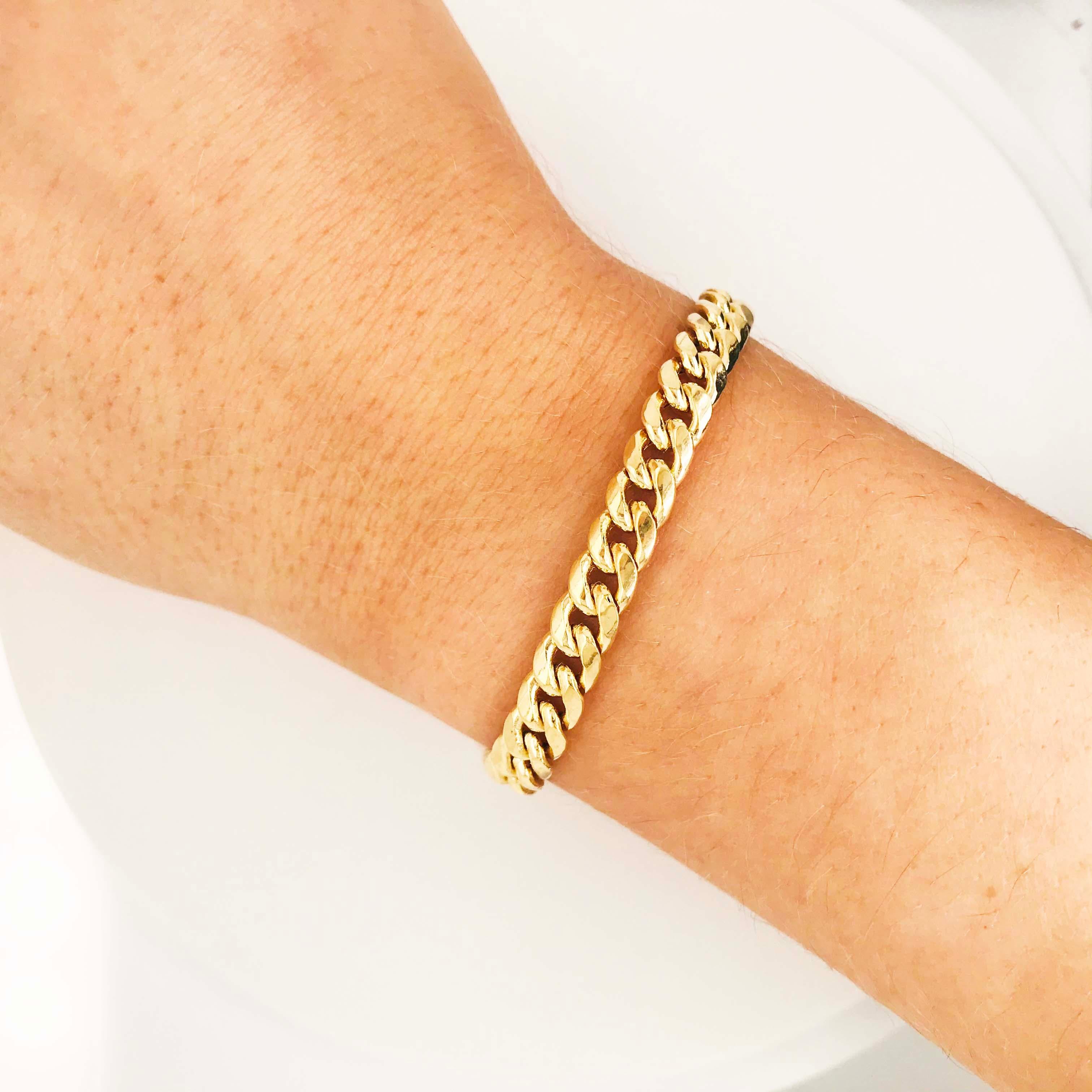 Miami cuban chains are a classic design! This Miami Cuban chain bracelet is a 6mm wide bracelet with a smooth, high polish finish. The links are individually hand-made and assembled together in a perfect design. This bracelet is 8 inches long, but